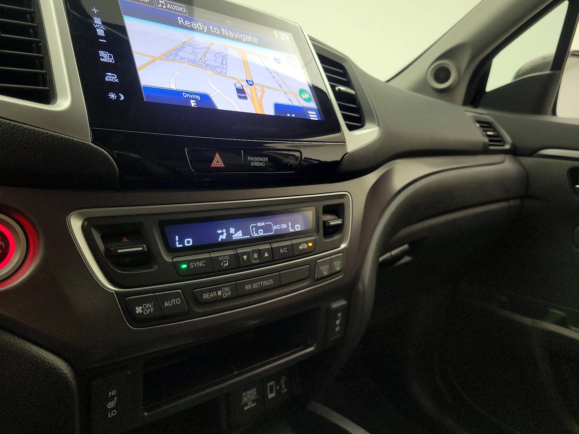 Thumbnail: 2017 Honda Ridgeline - 17