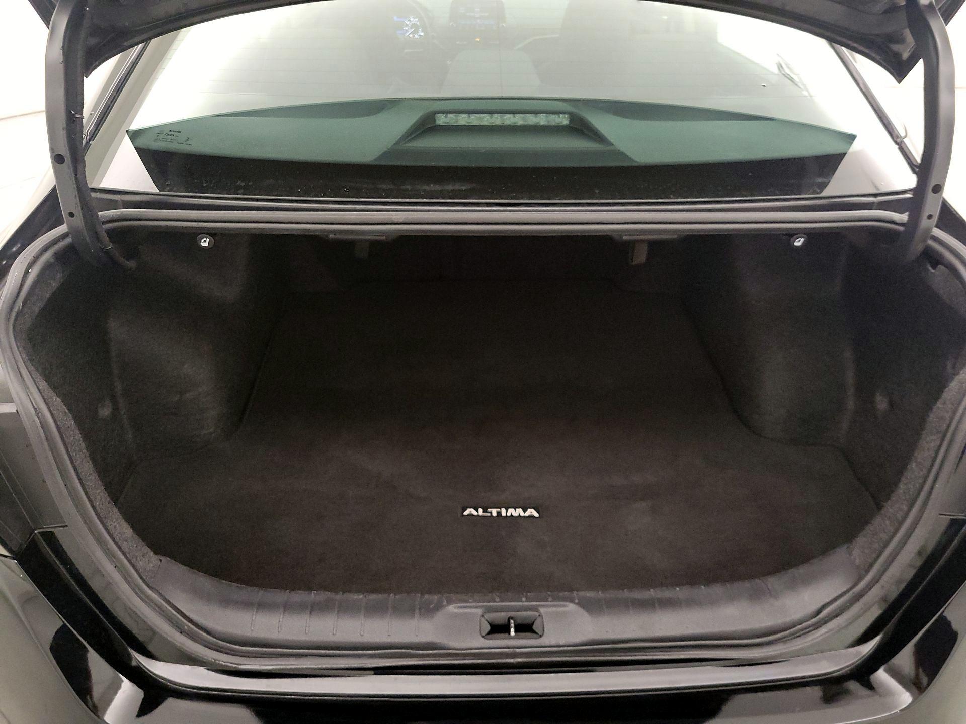 Thumbnail: 2024 Nissan Altima - 20