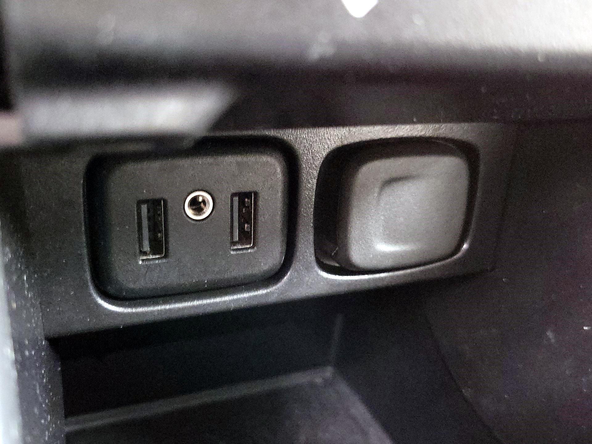 Thumbnail: 2022 Buick Encore - 18