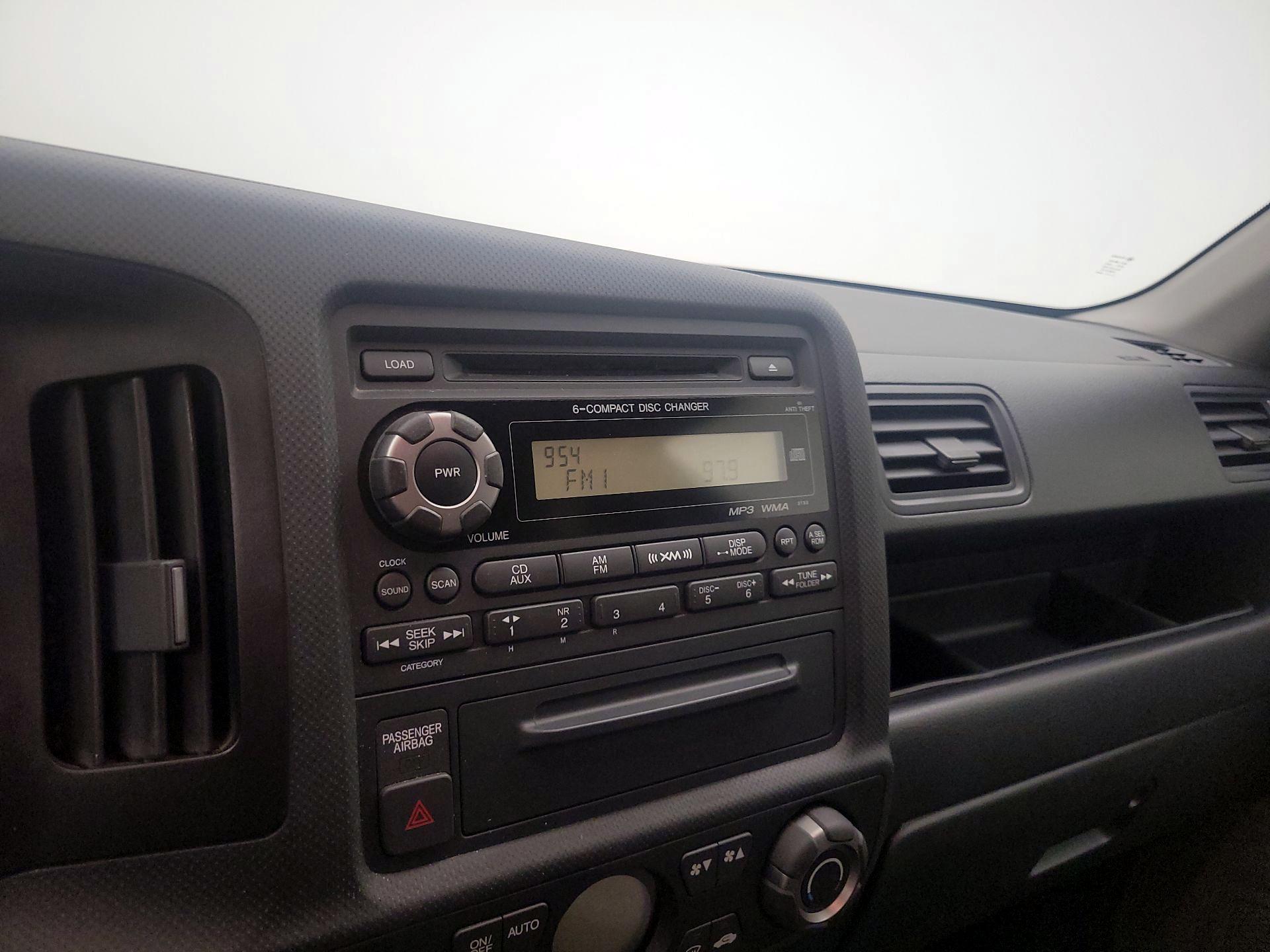 Thumbnail: 2014 Honda Ridgeline - 15