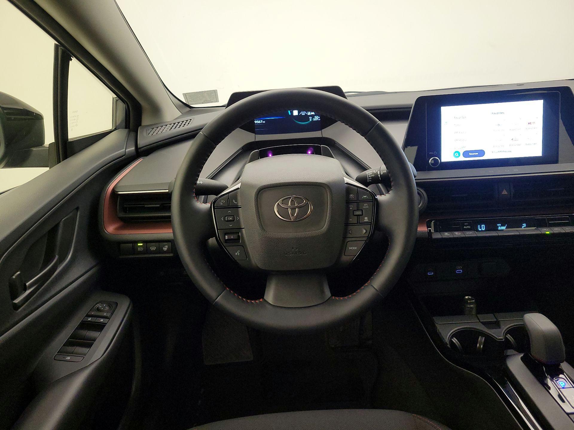 Thumbnail: 2024 Toyota Prius Prime - 10