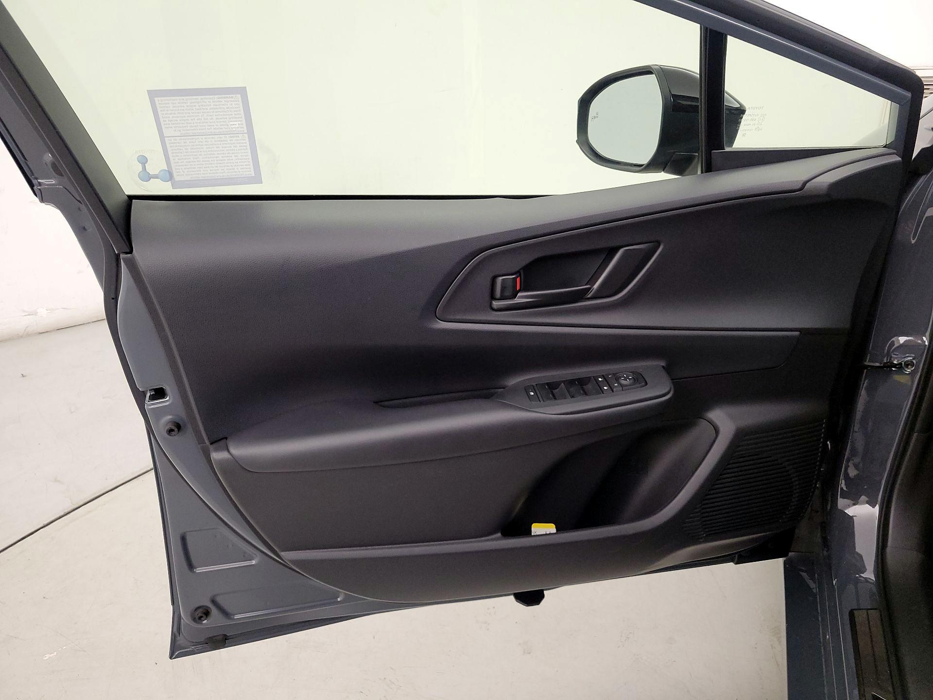 Thumbnail: 2024 Toyota Prius Prime - 12