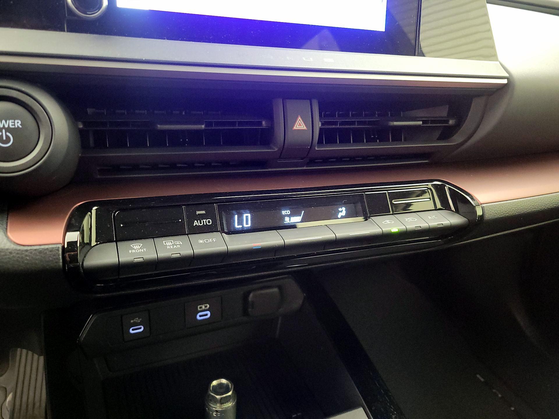 Thumbnail: 2024 Toyota Prius Prime - 16