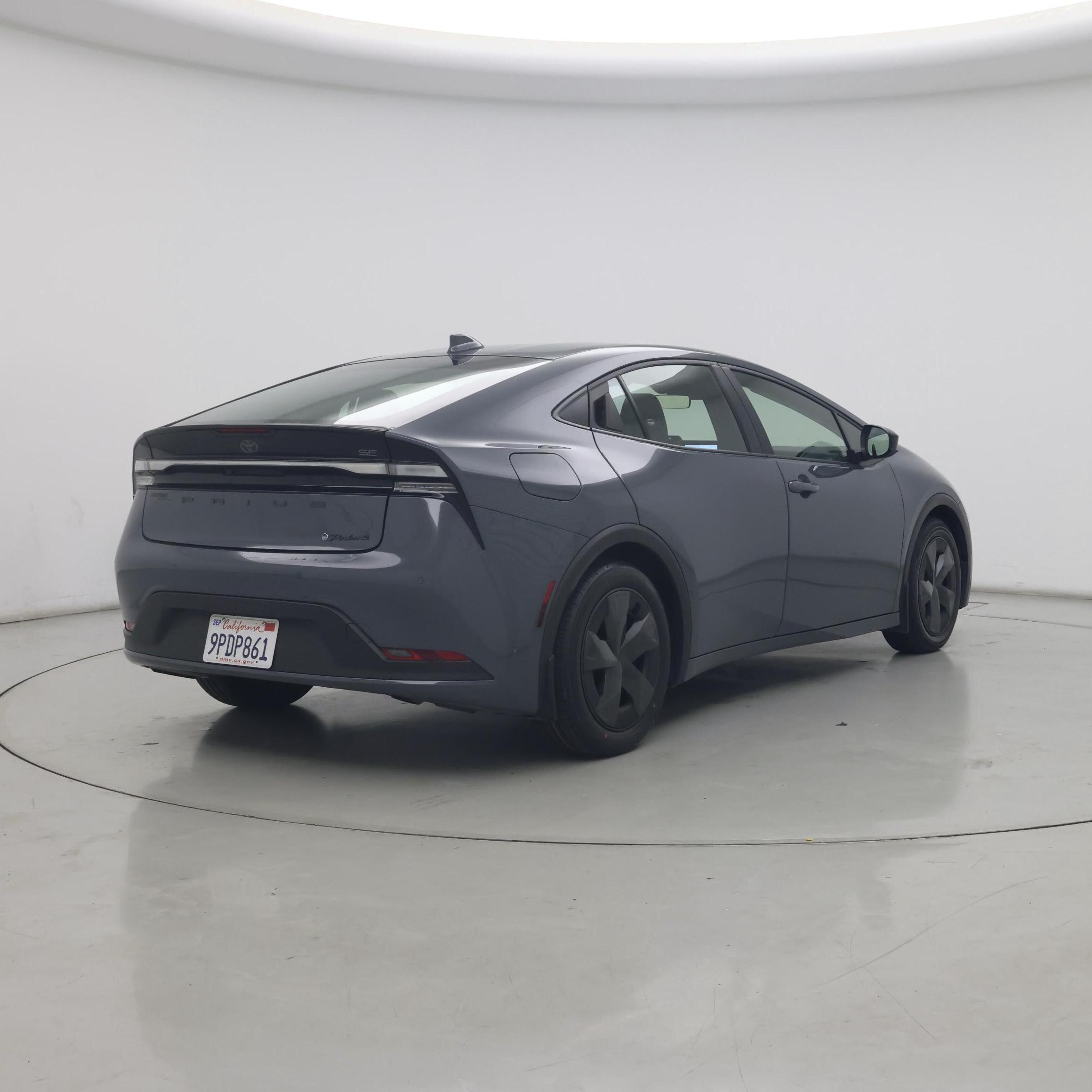 Thumbnail: 2024 Toyota Prius Prime - 8