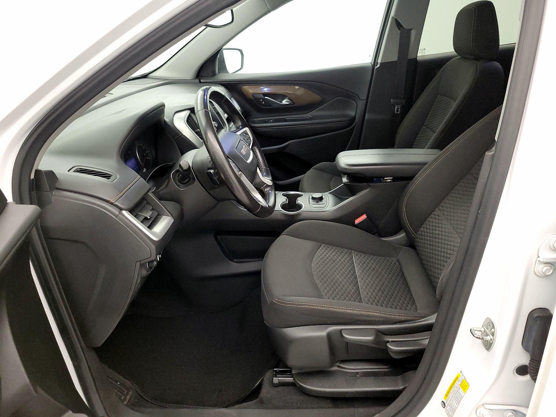 Thumbnail: 2020 GMC Terrain - 11