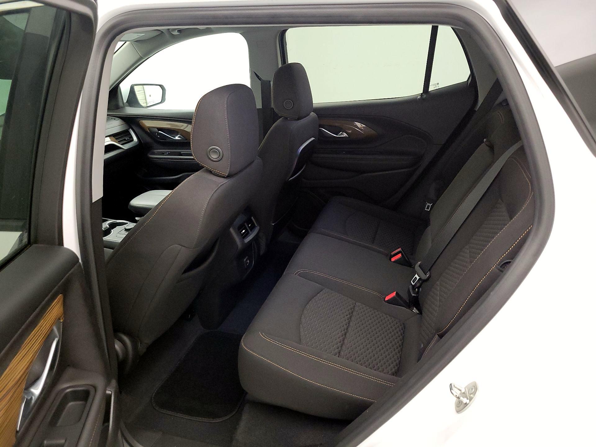 Thumbnail: 2020 GMC Terrain - 17