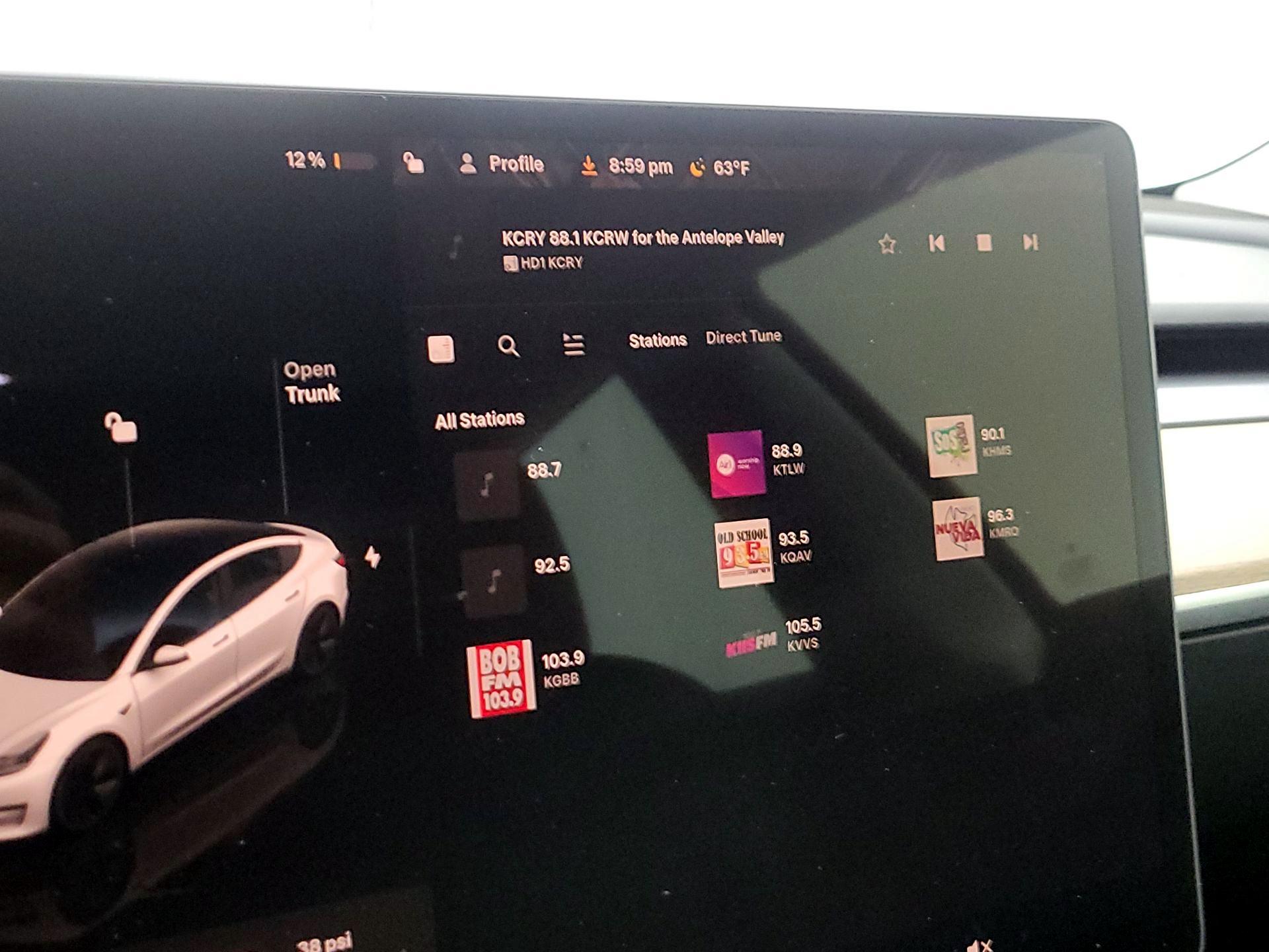 Thumbnail: 2023 Tesla Model 3 - 15