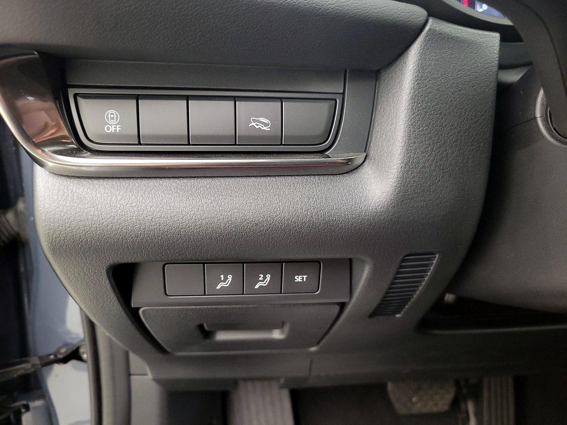 Thumbnail: 2022 Mazda CX-30 - 13