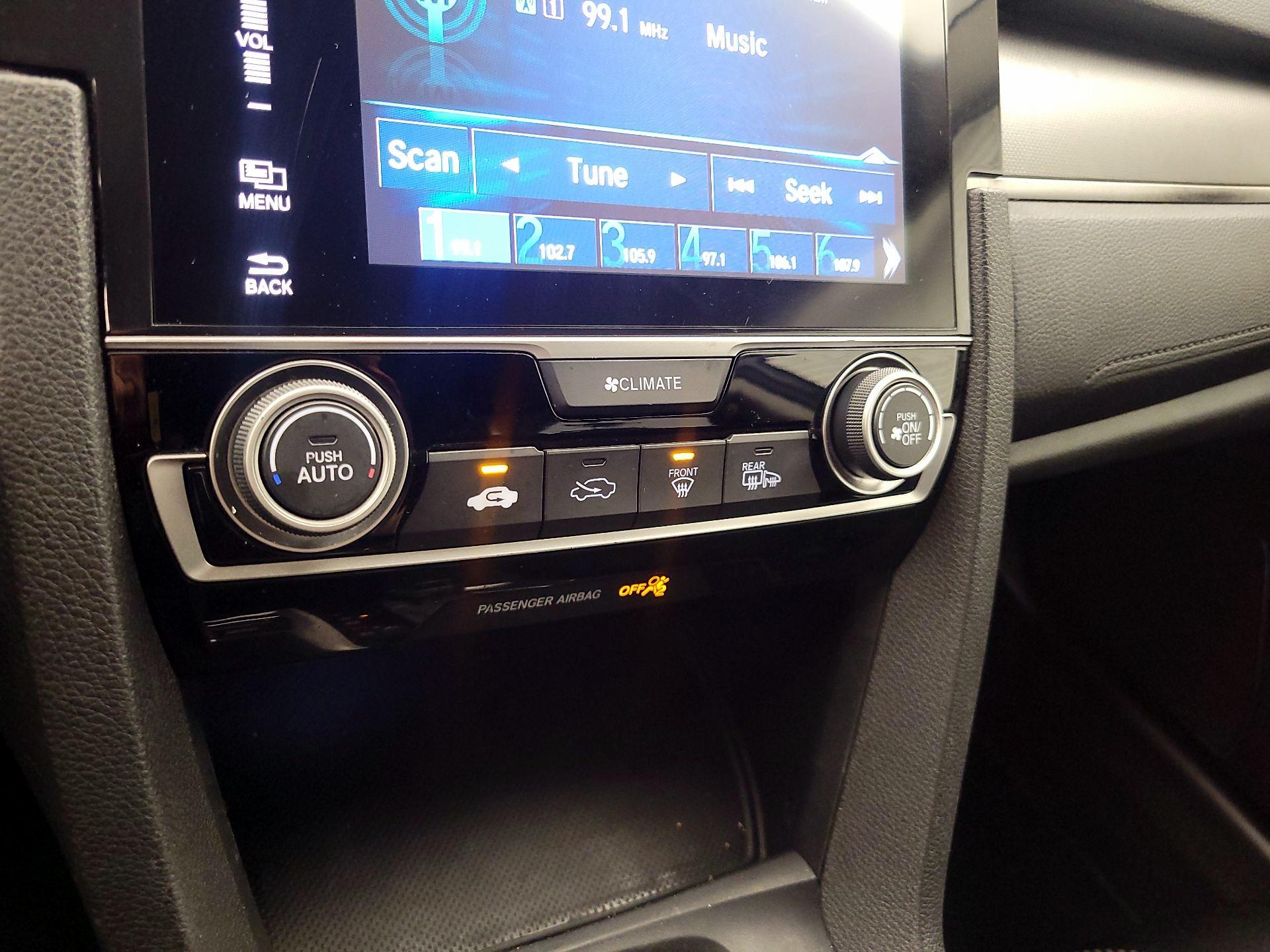 Thumbnail: 2016 Honda Civic - 16