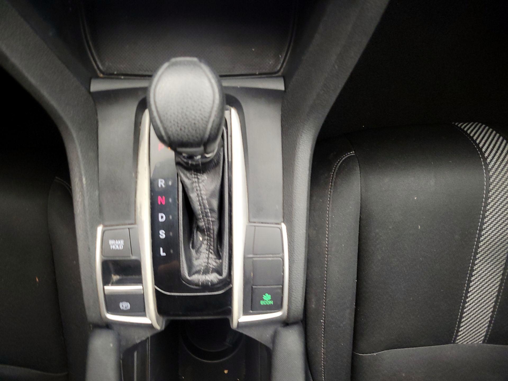 Thumbnail: 2016 Honda Civic - 17