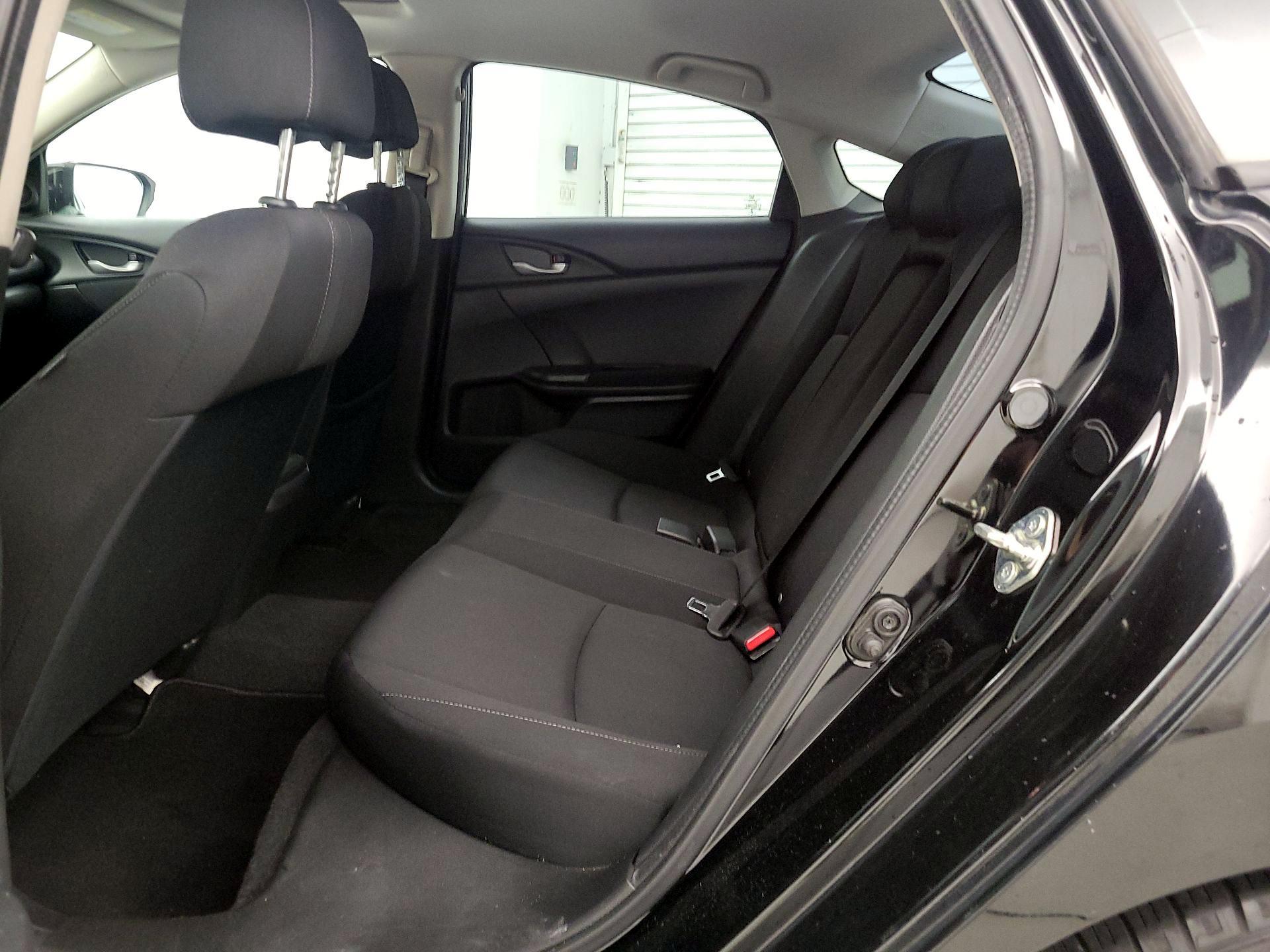 Thumbnail: 2016 Honda Civic - 19