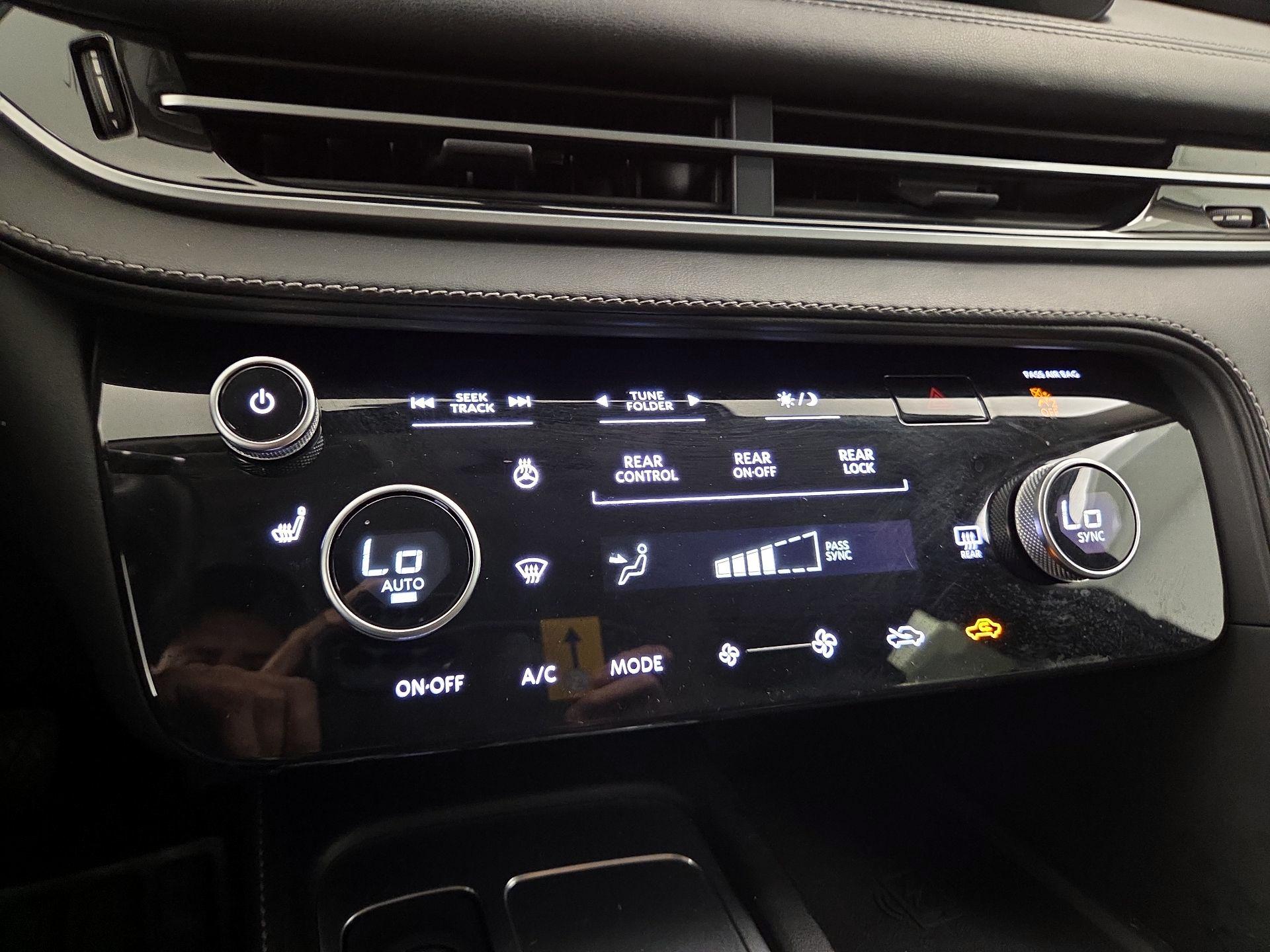 Thumbnail: 2024 INFINITI QX60 - 16