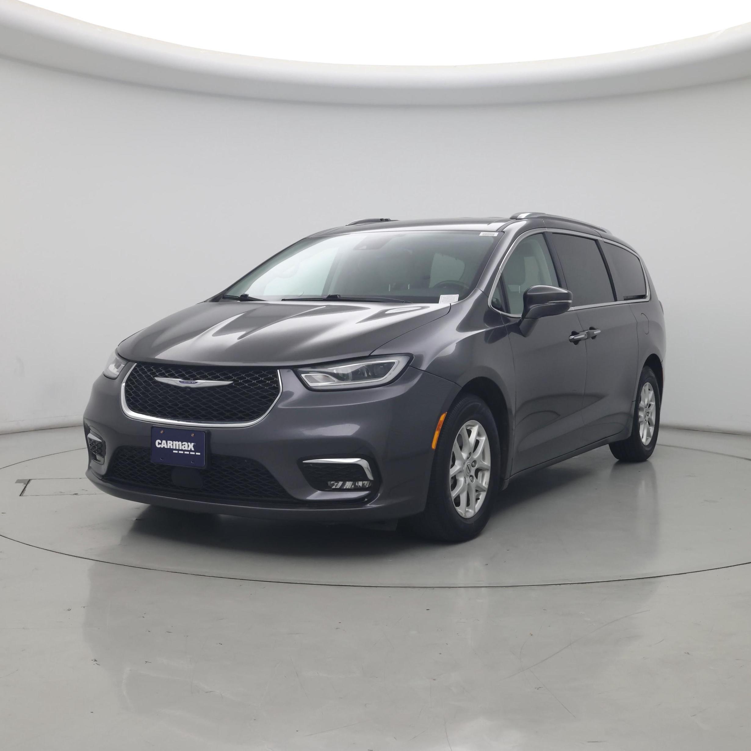 Thumbnail: 2021 Chrysler Pacifica - 4