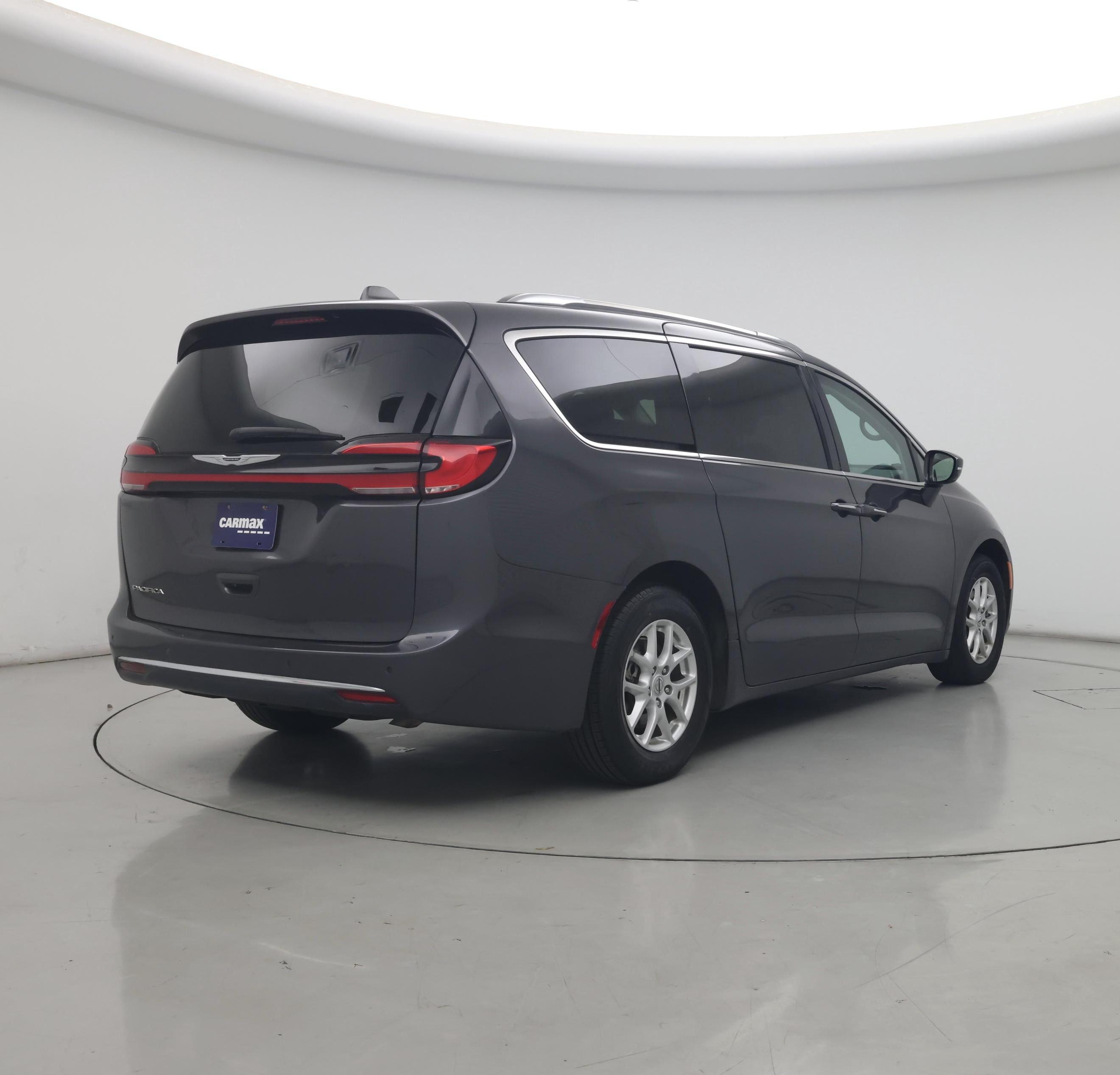 Thumbnail: 2021 Chrysler Pacifica - 8