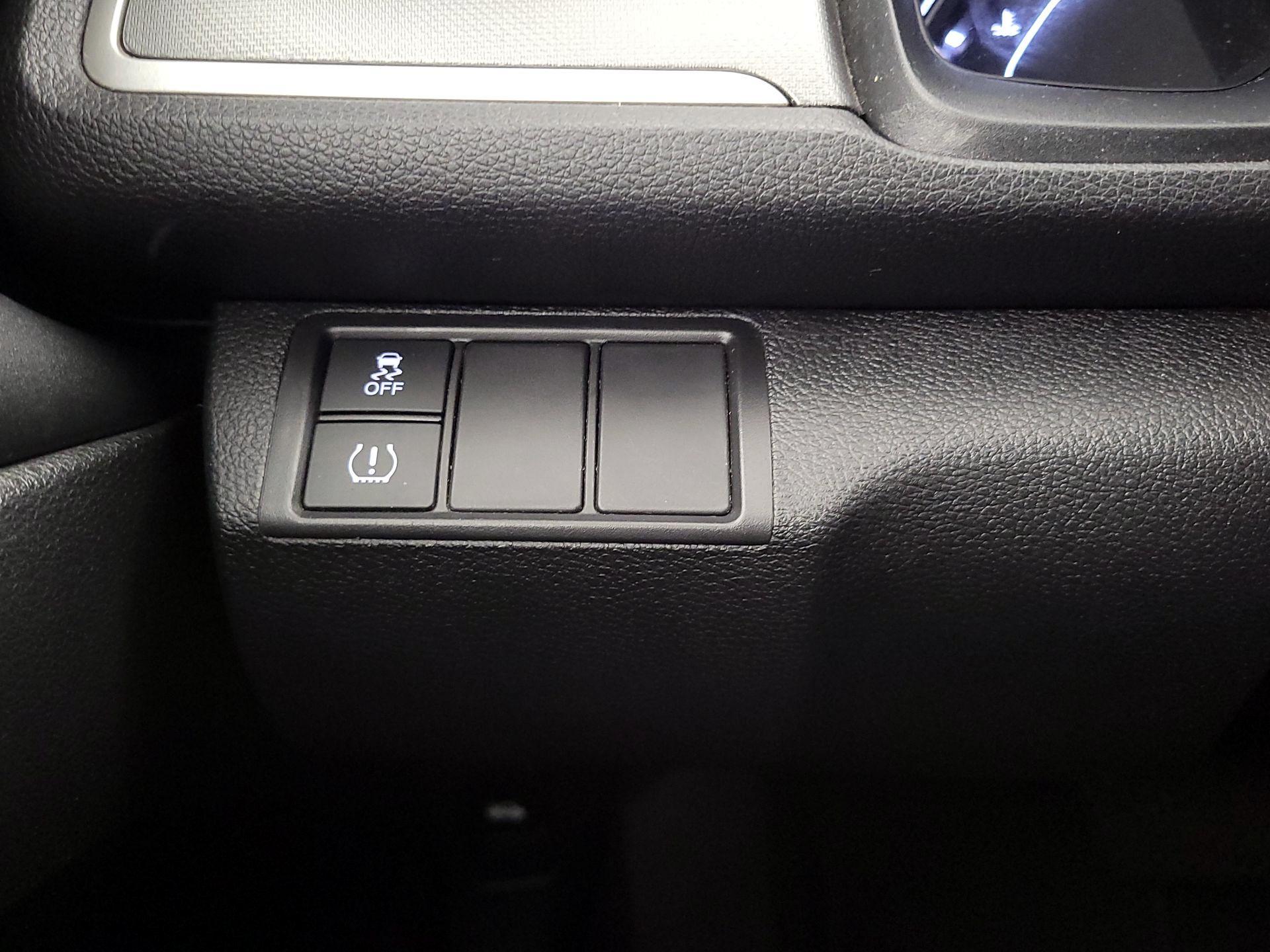 Thumbnail: 2016 Honda Civic - 13