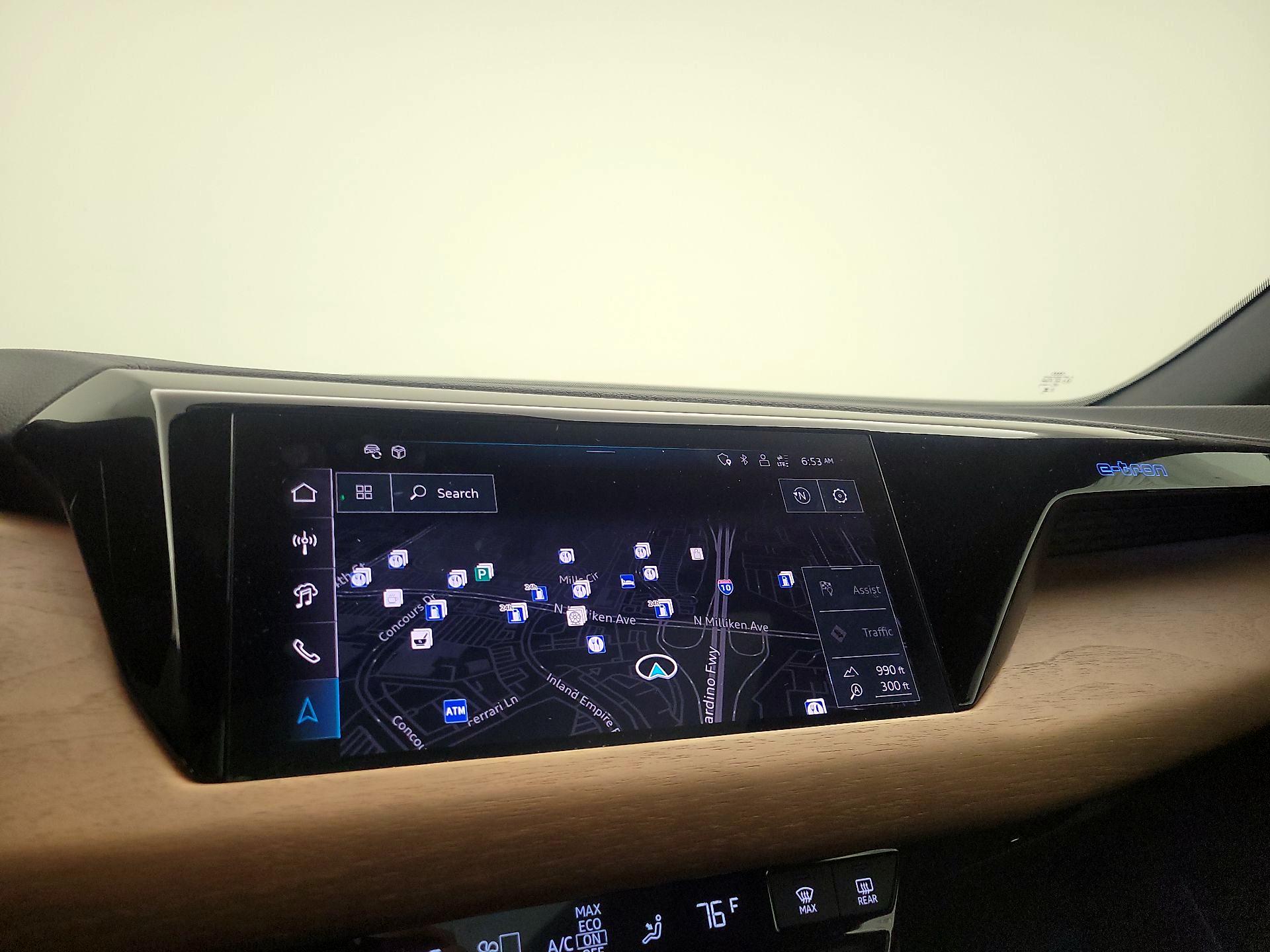 Thumbnail: 2024 Audi e-tron GT - 14