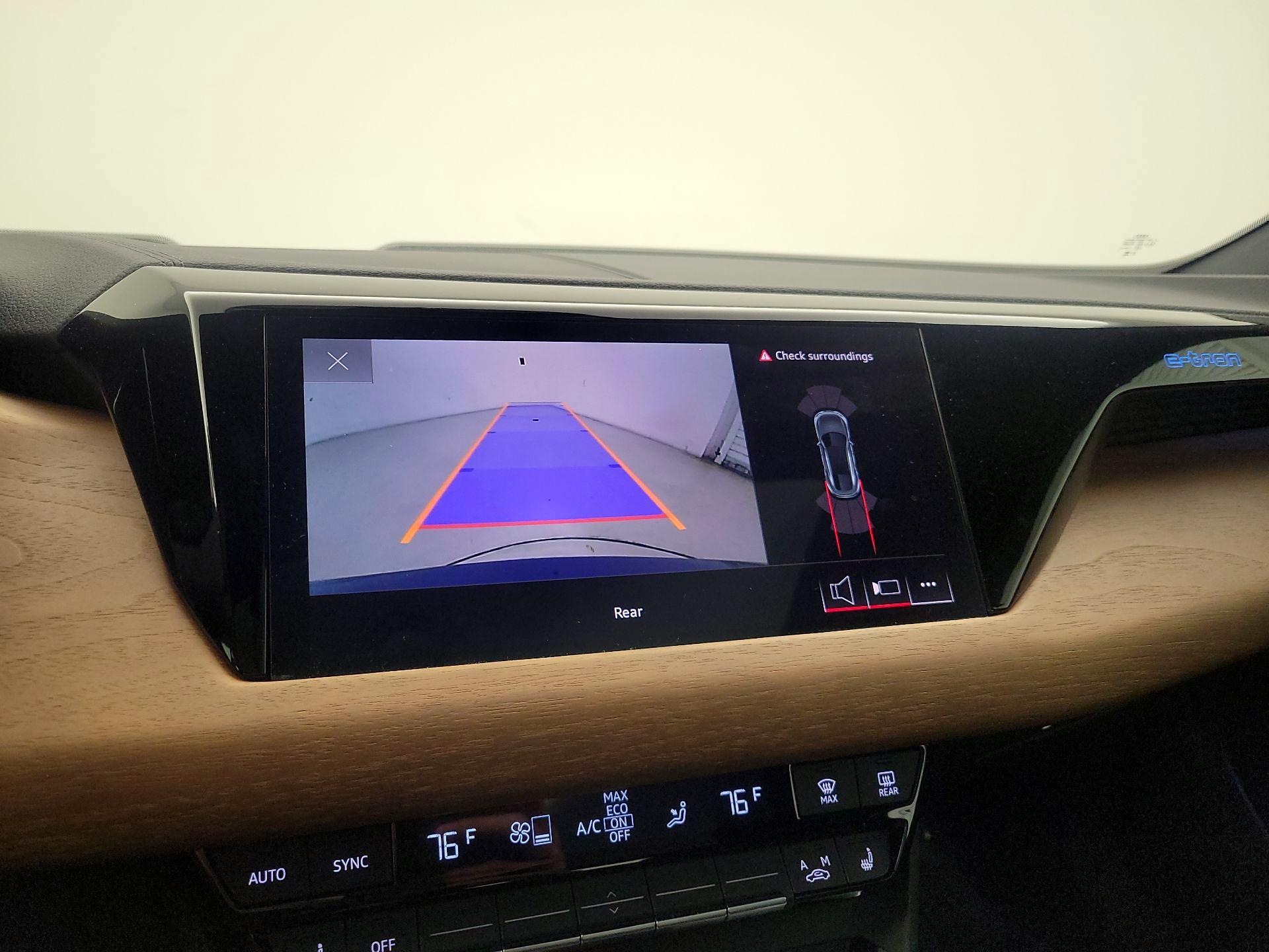 Thumbnail: 2024 Audi e-tron GT - 15