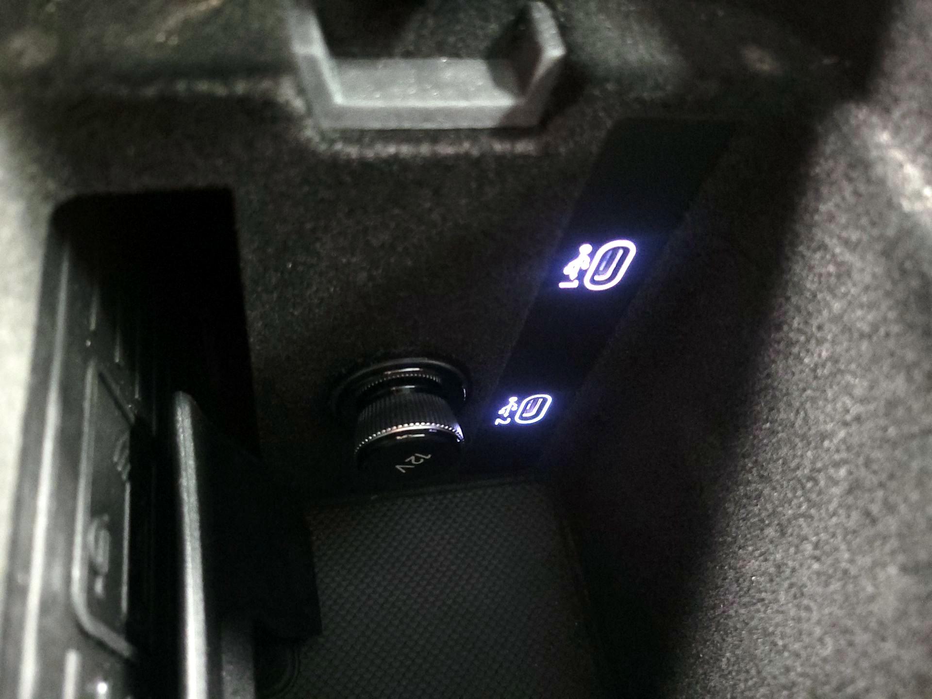 Thumbnail: 2024 Audi e-tron GT - 19