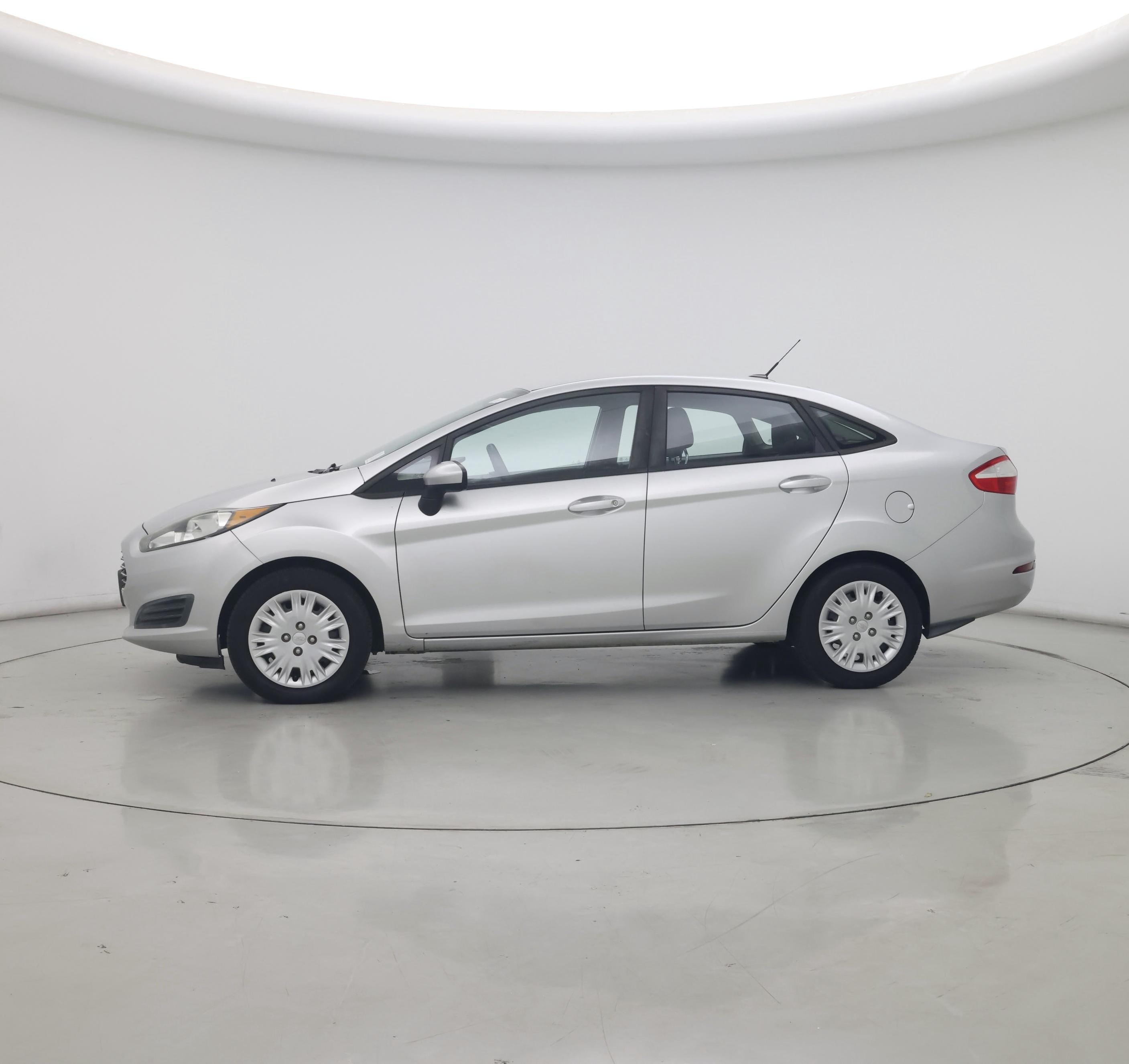 Thumbnail: 2016 Ford Fiesta - 3