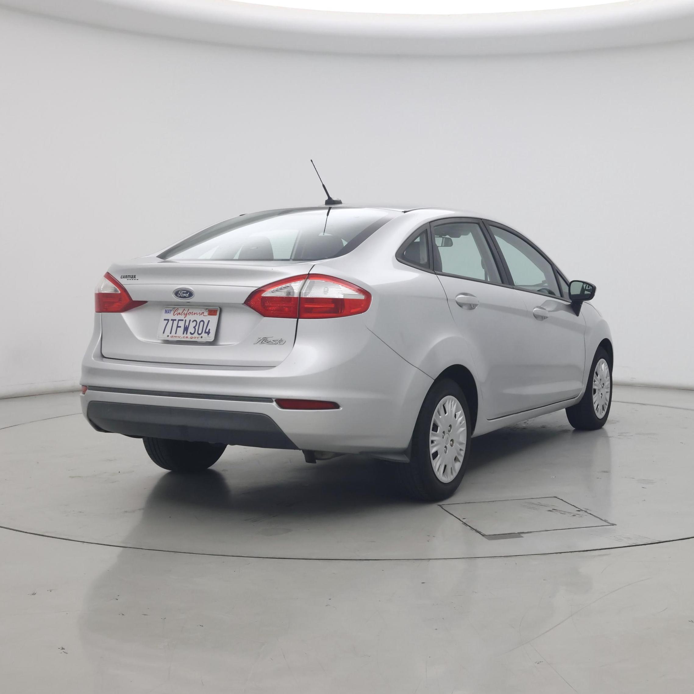 Thumbnail: 2016 Ford Fiesta - 8