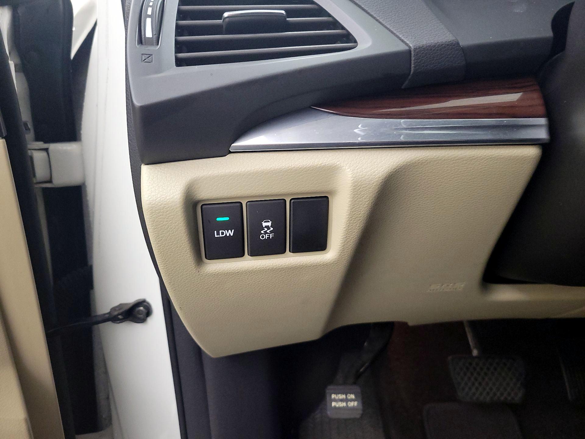 Thumbnail: 2014 Acura MDX - 13