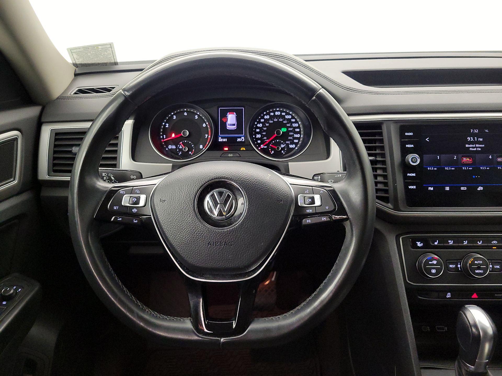 Thumbnail: 2019 Volkswagen Atlas - 10