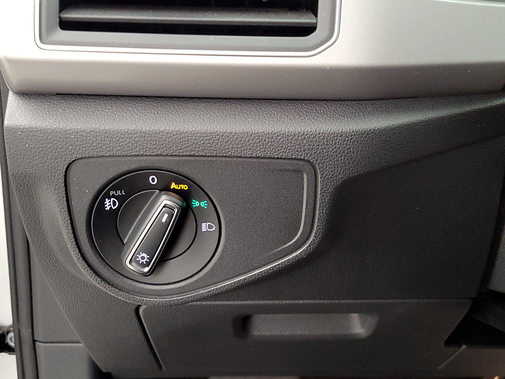 Thumbnail: 2019 Volkswagen Atlas - 13