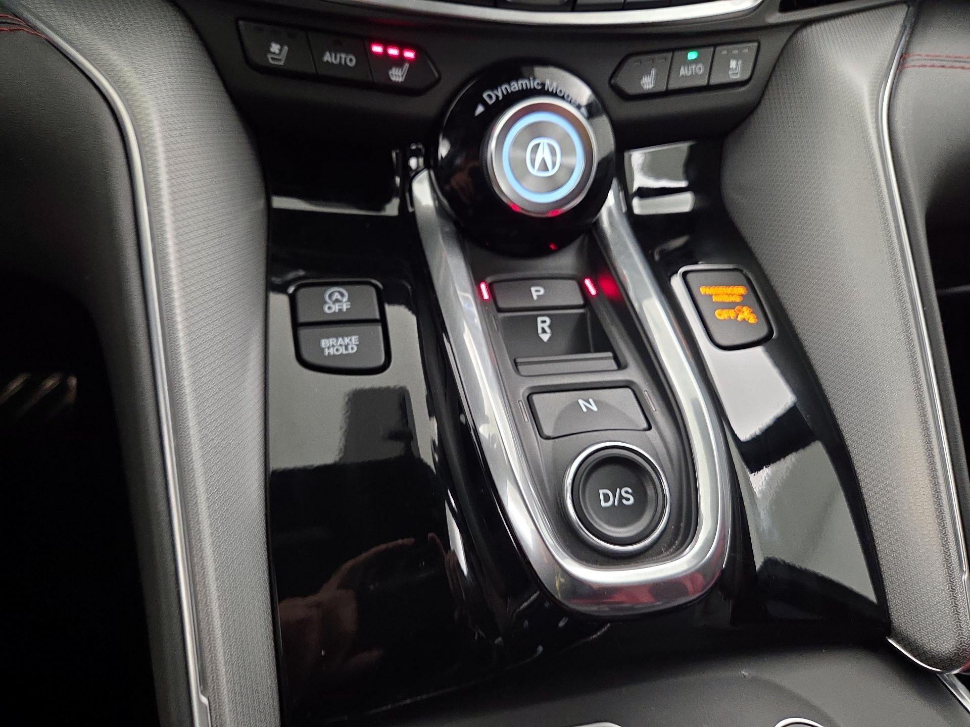 Thumbnail: 2025 Acura TLX - 18