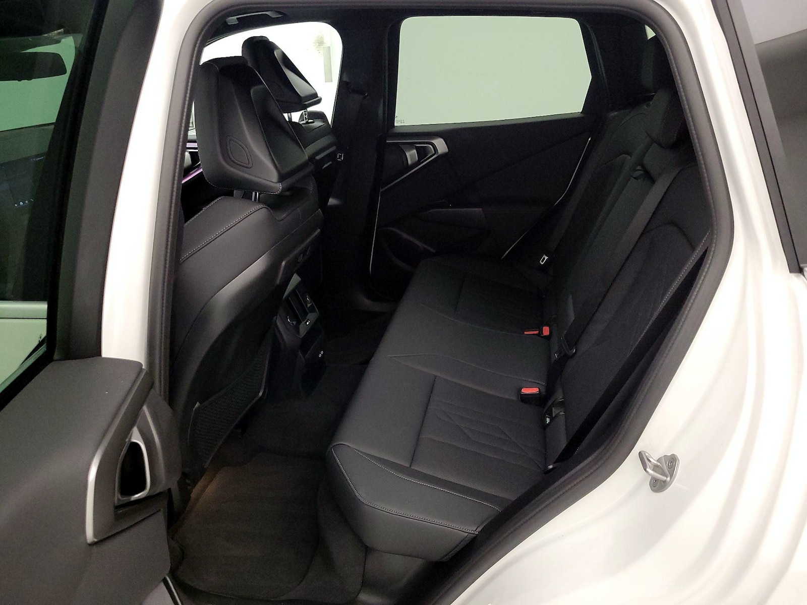 2026 BMW X3 30 - Photo 19