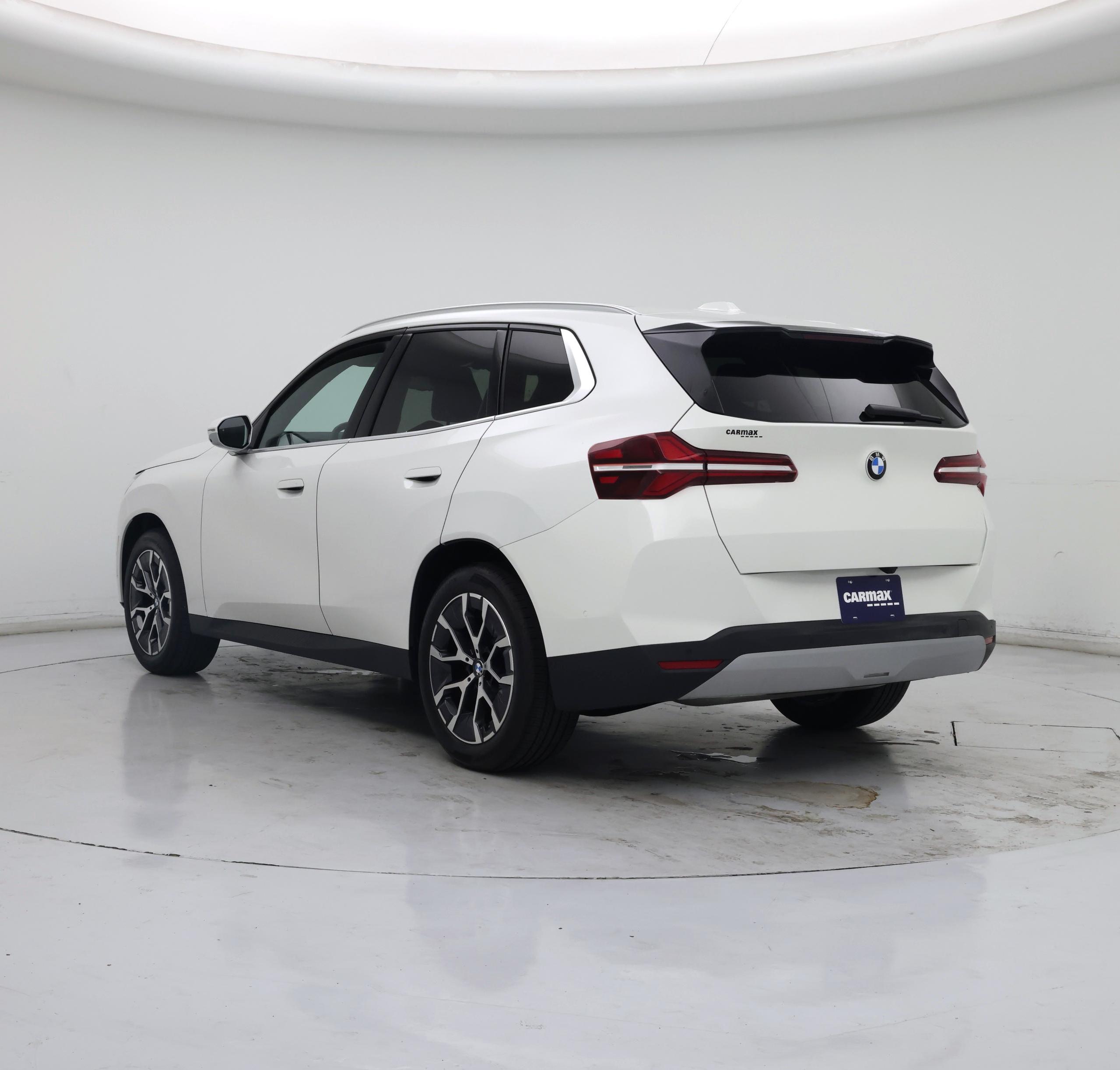 Thumbnail: 2026 BMW X3 - 2
