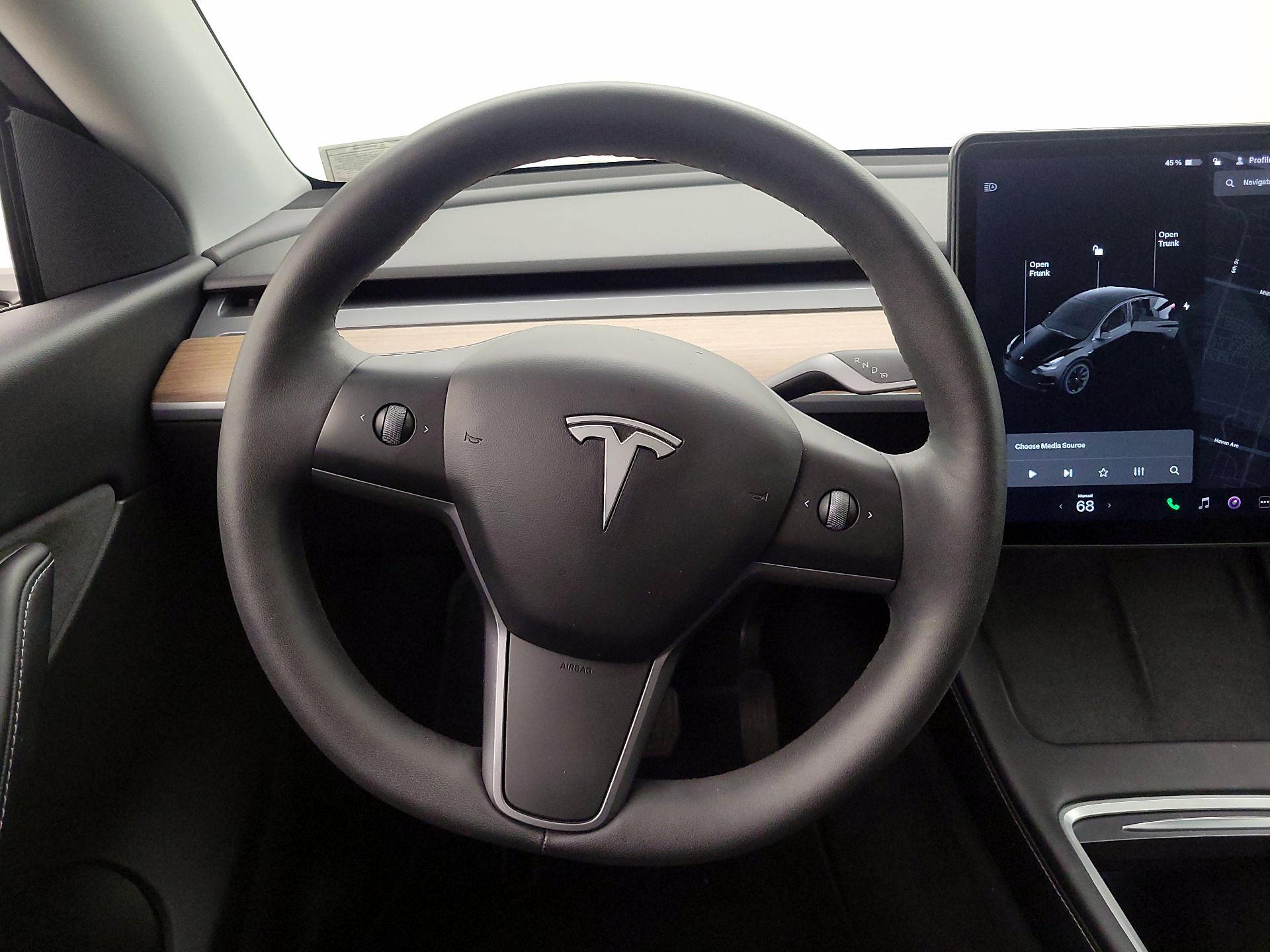 Thumbnail: 2022 Tesla Model Y - 10