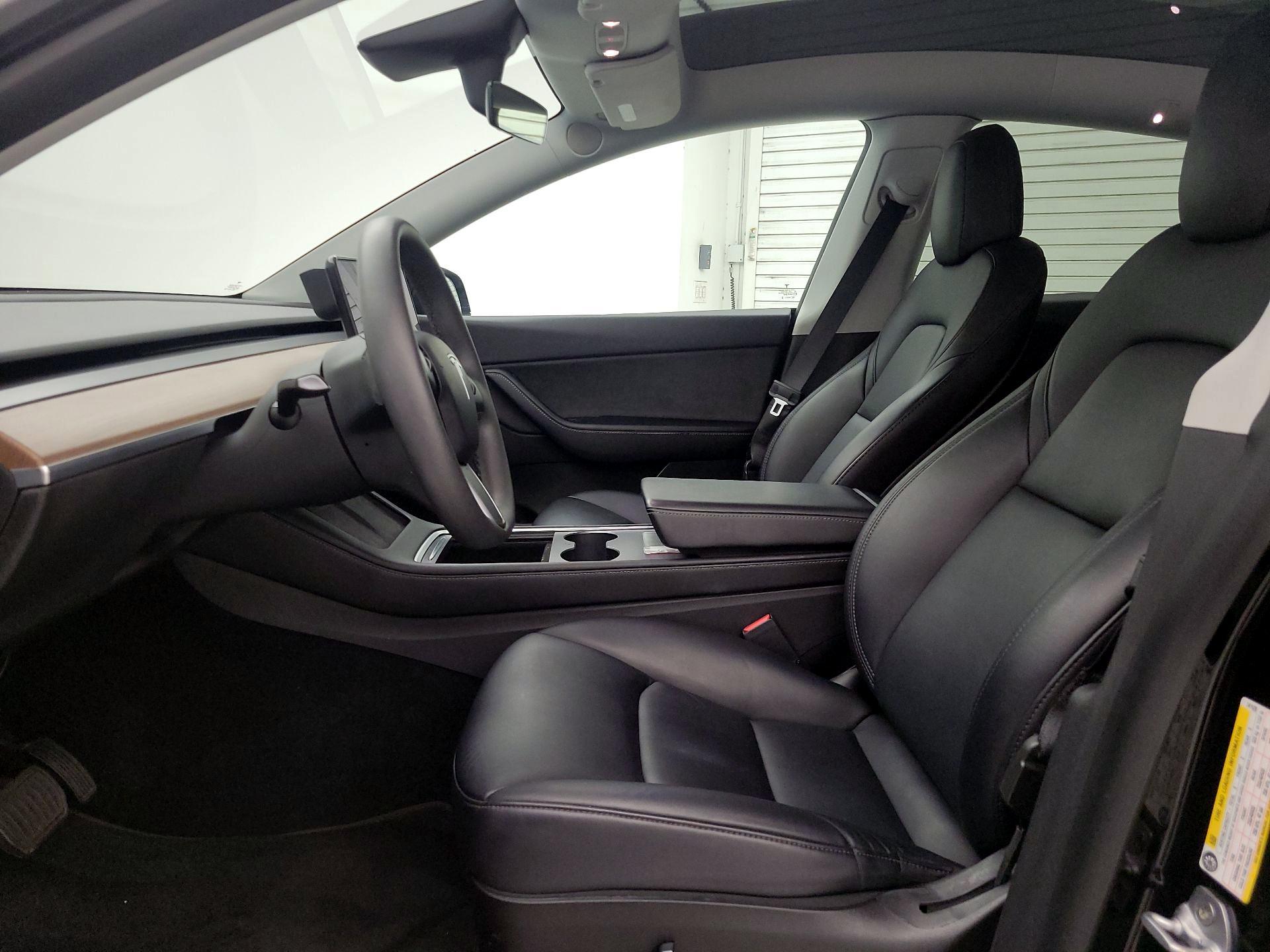 Thumbnail: 2022 Tesla Model Y - 11