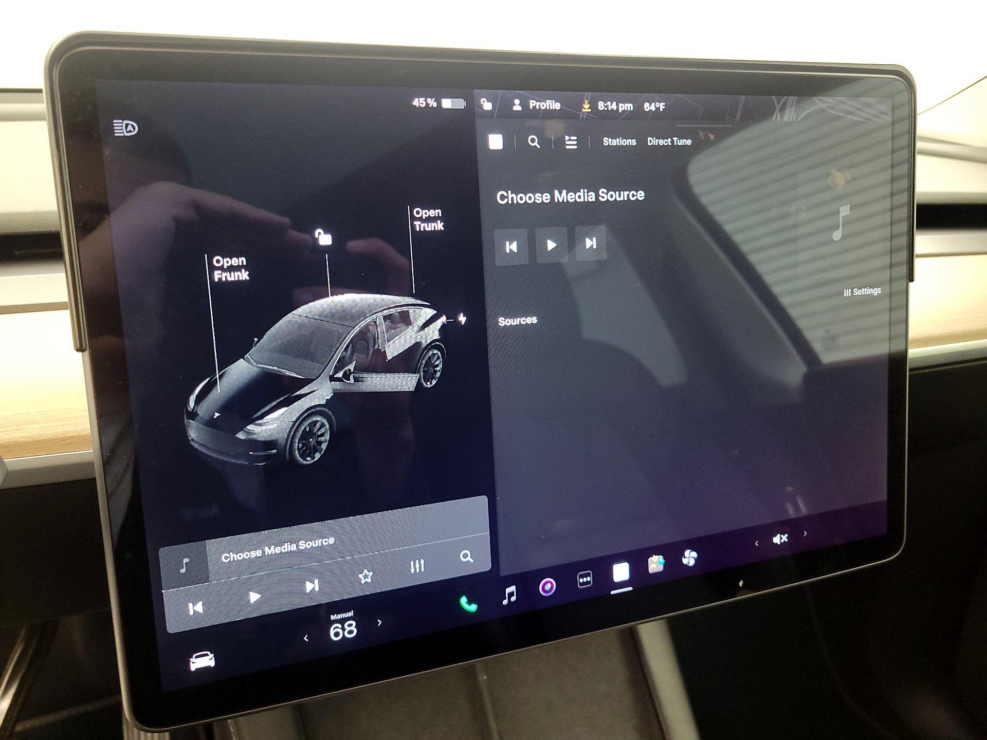 Thumbnail: 2022 Tesla Model Y - 15