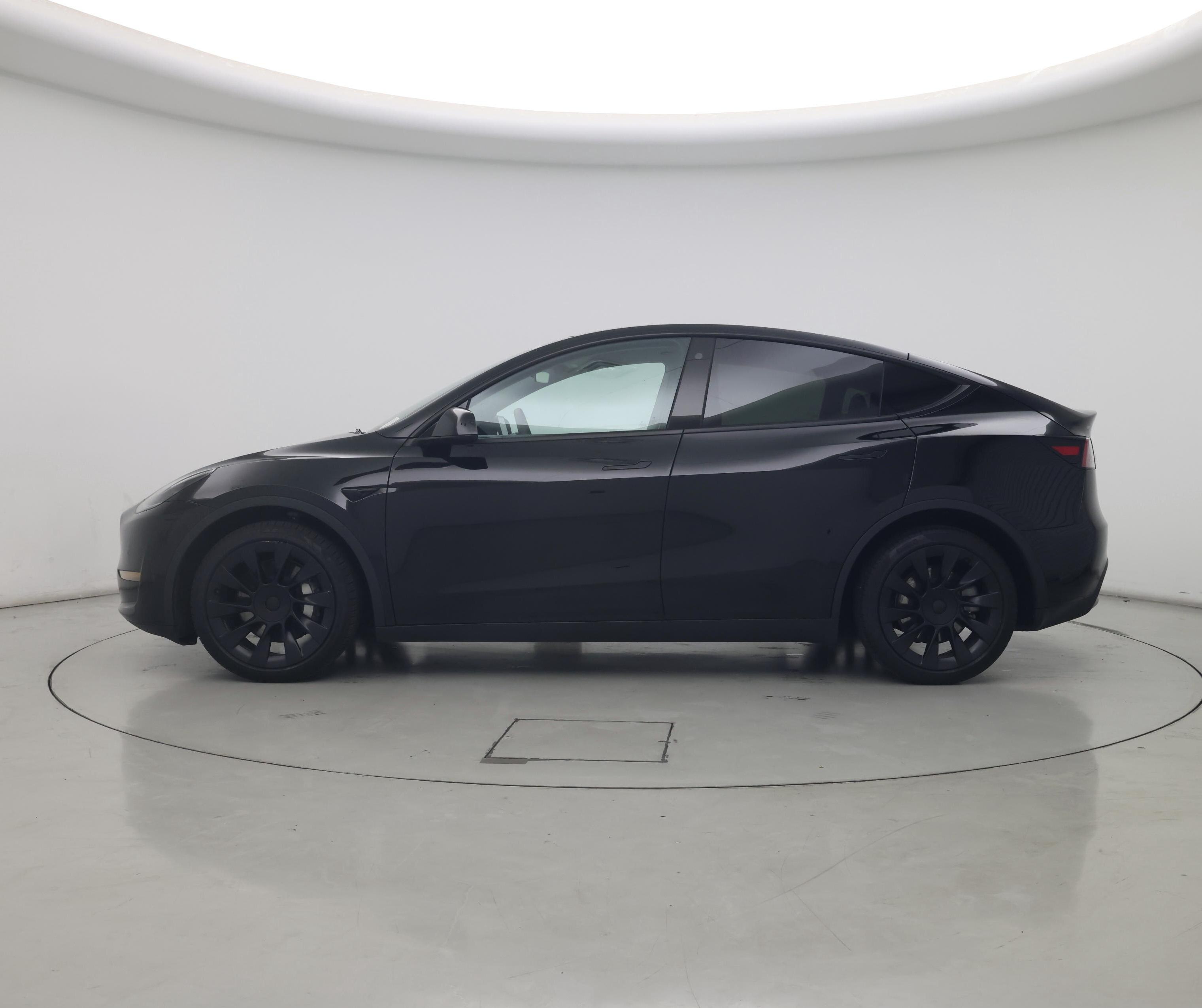 Thumbnail: 2022 Tesla Model Y - 3