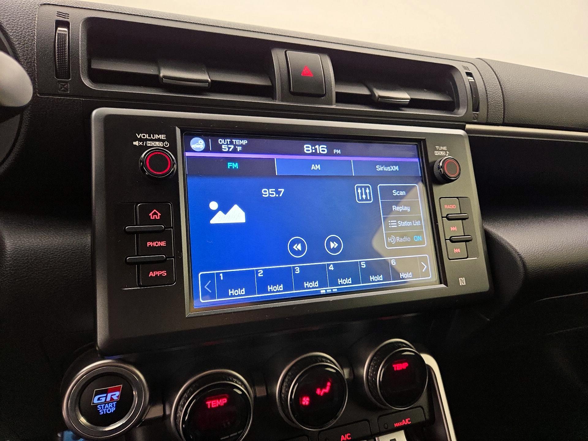 Thumbnail: 2025 Toyota GR86 - 15