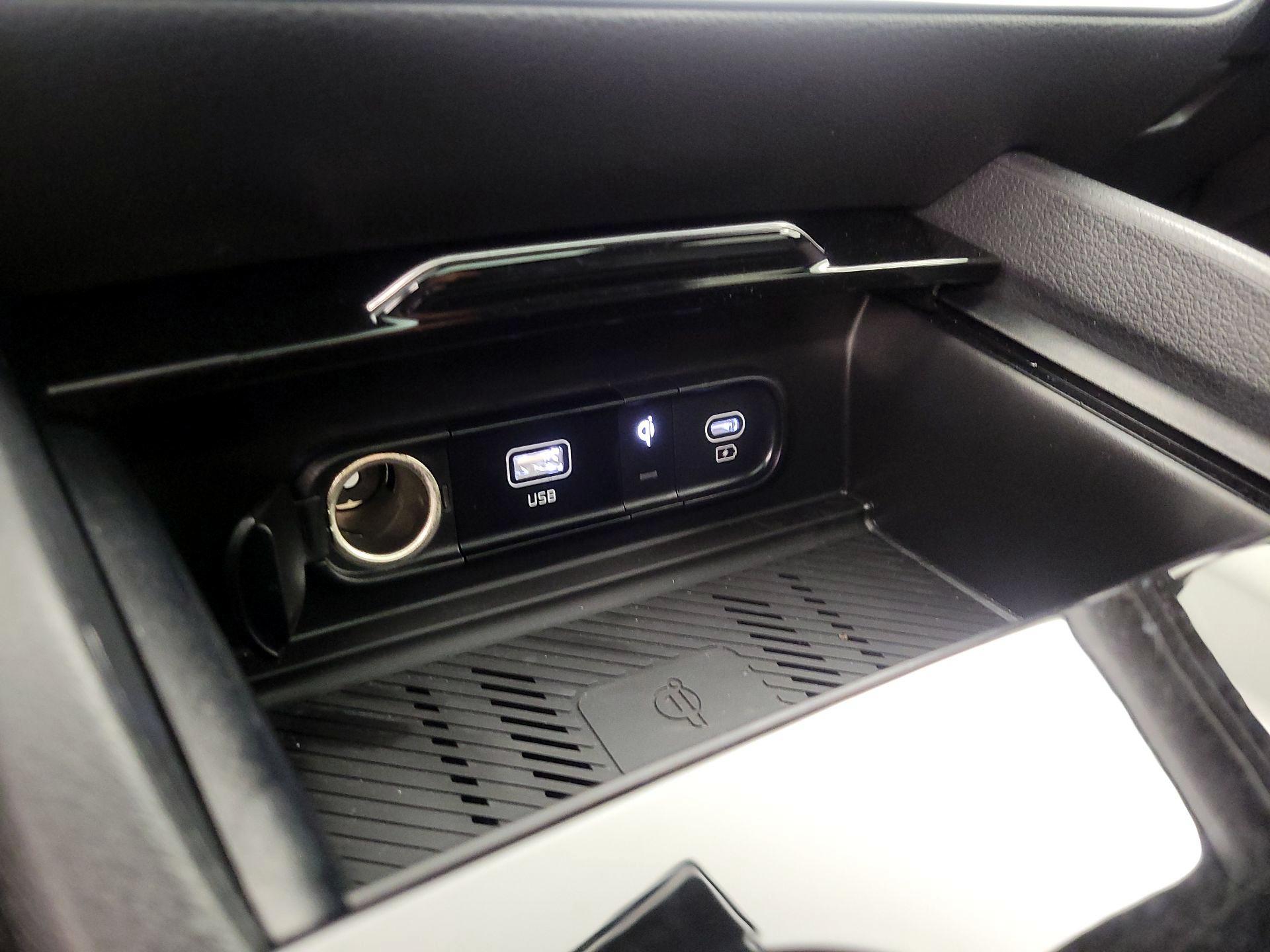 Thumbnail: 2023 Kia Sportage - 19