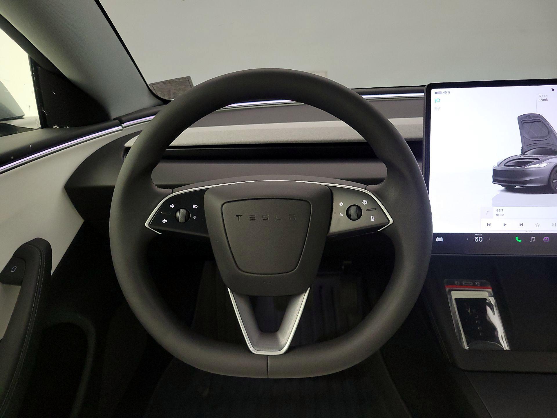 Thumbnail: 2025 Tesla Model 3 - 10