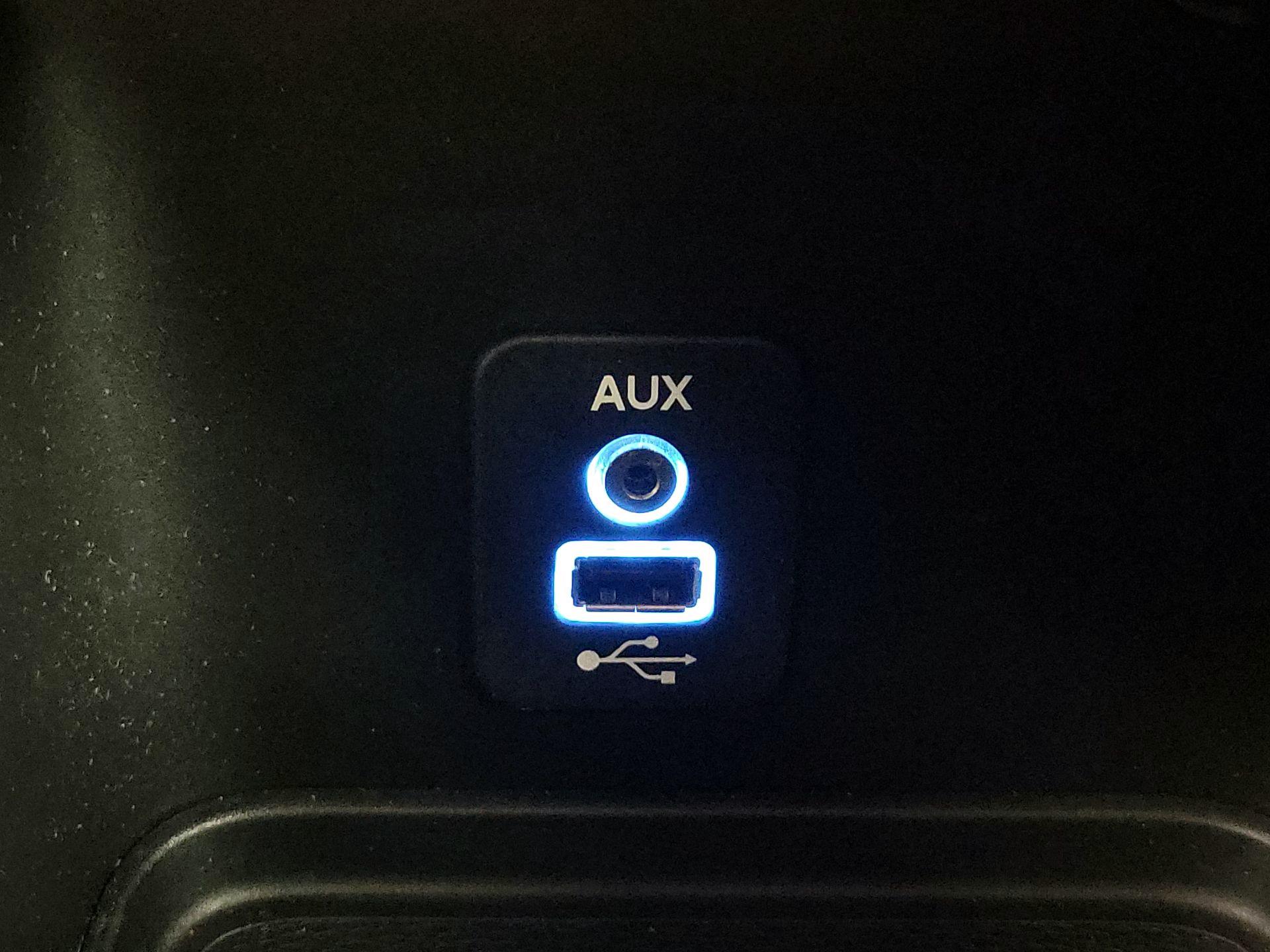 Thumbnail: 2017 Dodge Journey - 17