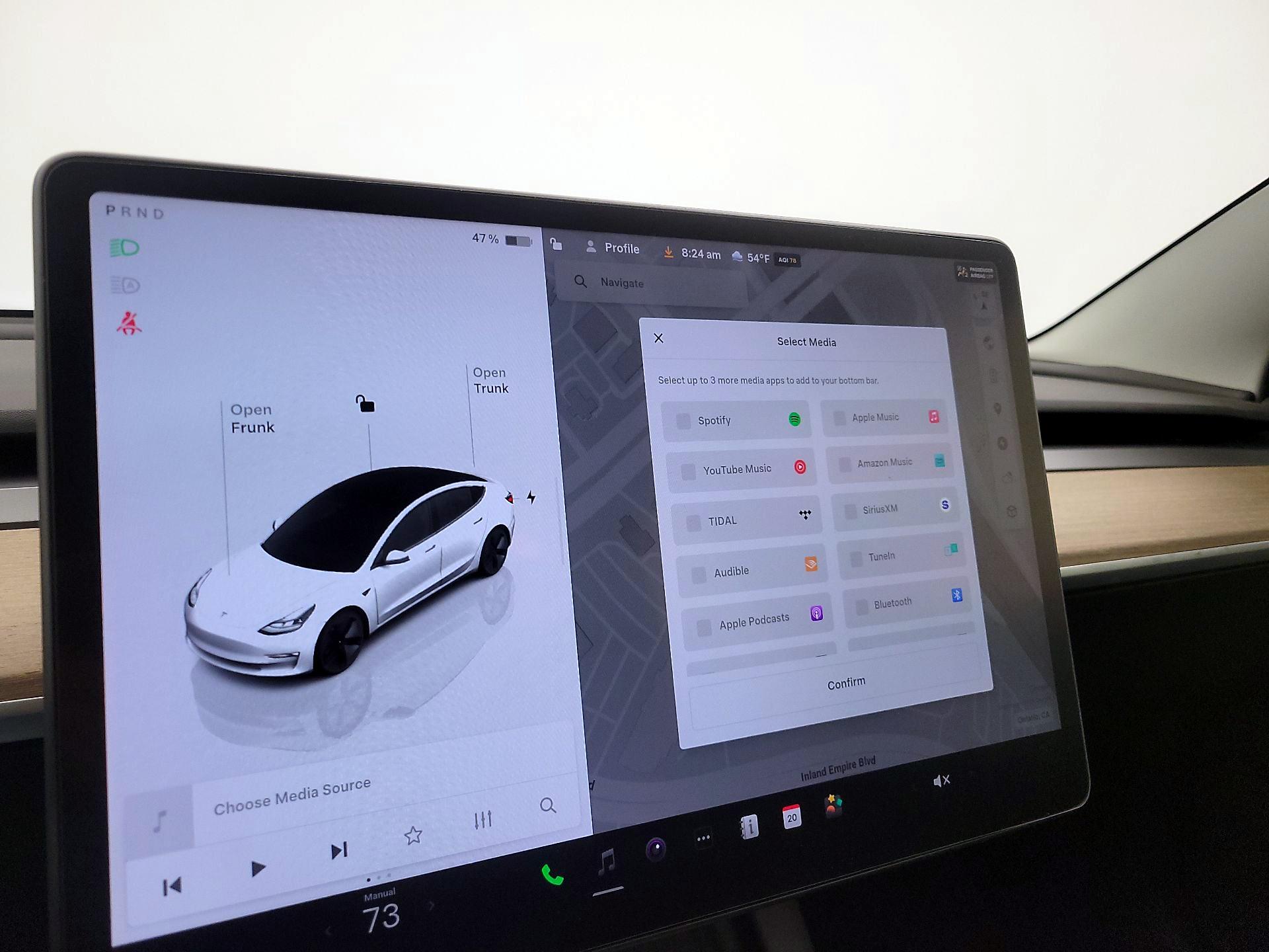Thumbnail: 2022 Tesla Model 3 - 15