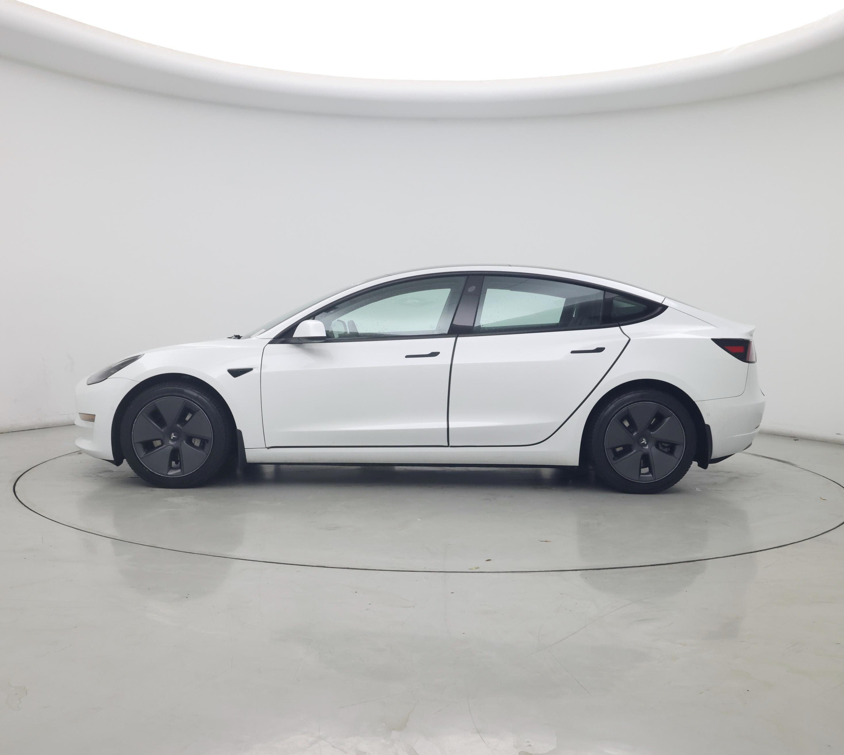 Thumbnail: 2022 Tesla Model 3 - 3