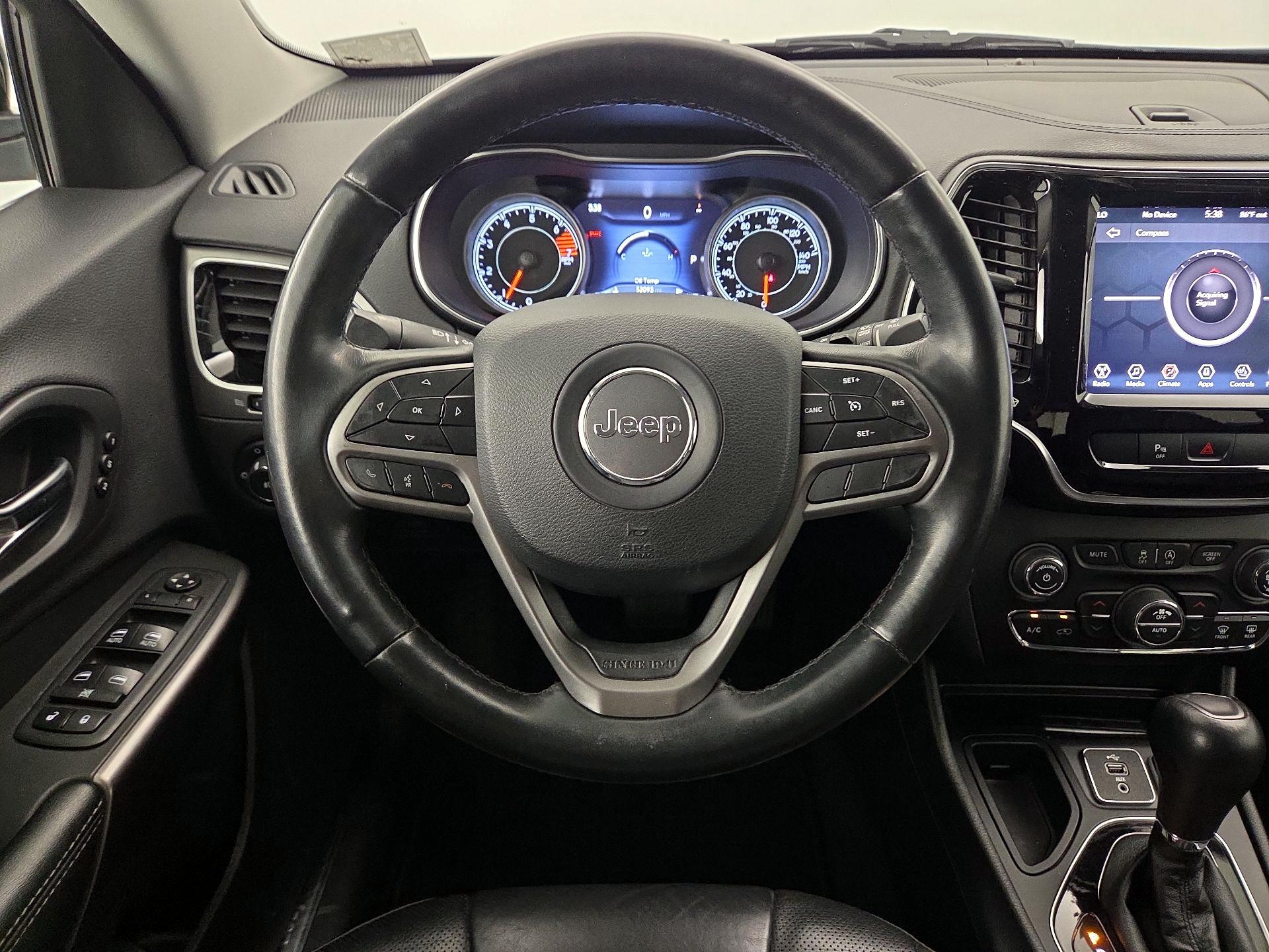 Thumbnail: 2019 Jeep Cherokee - 10