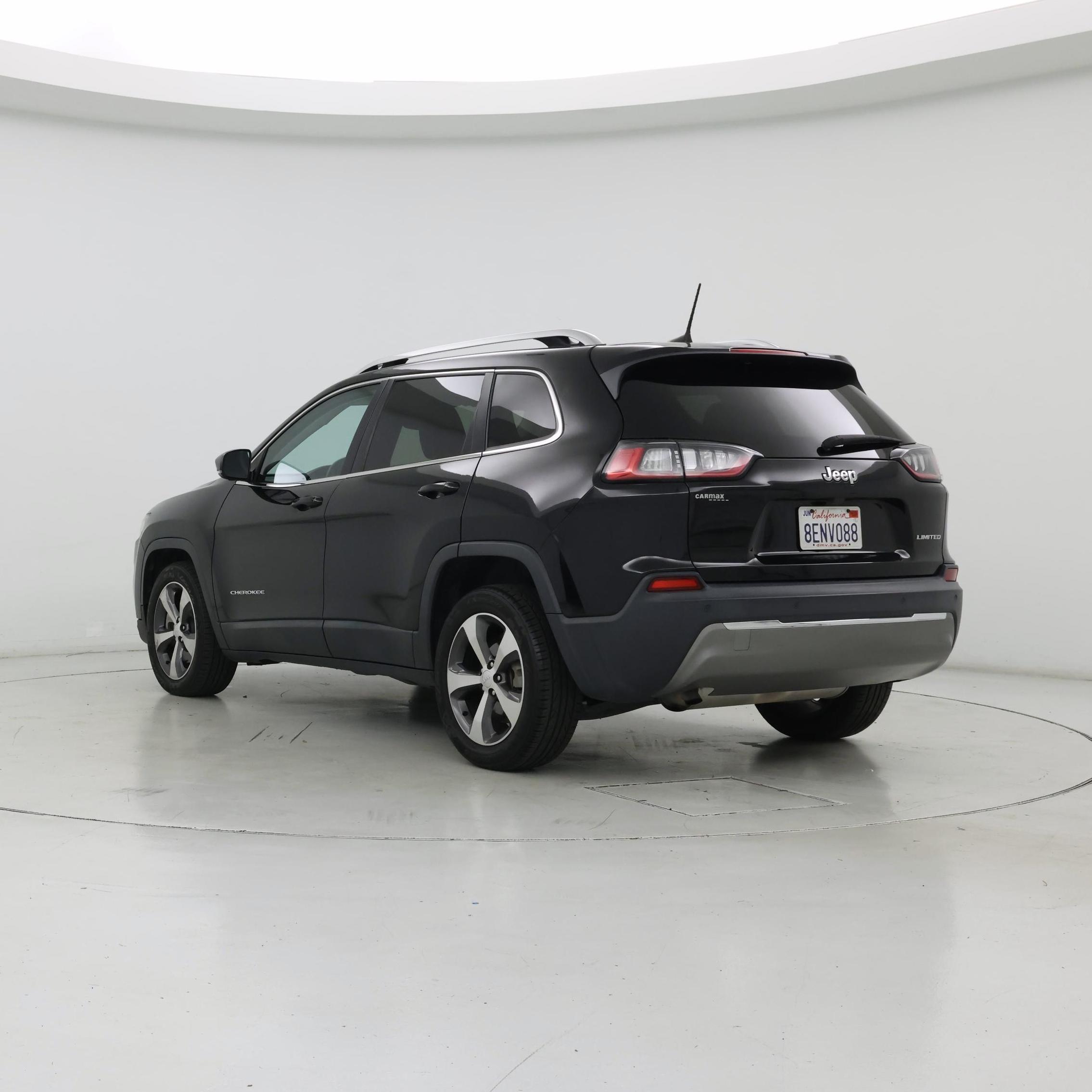 Thumbnail: 2019 Jeep Cherokee - 2