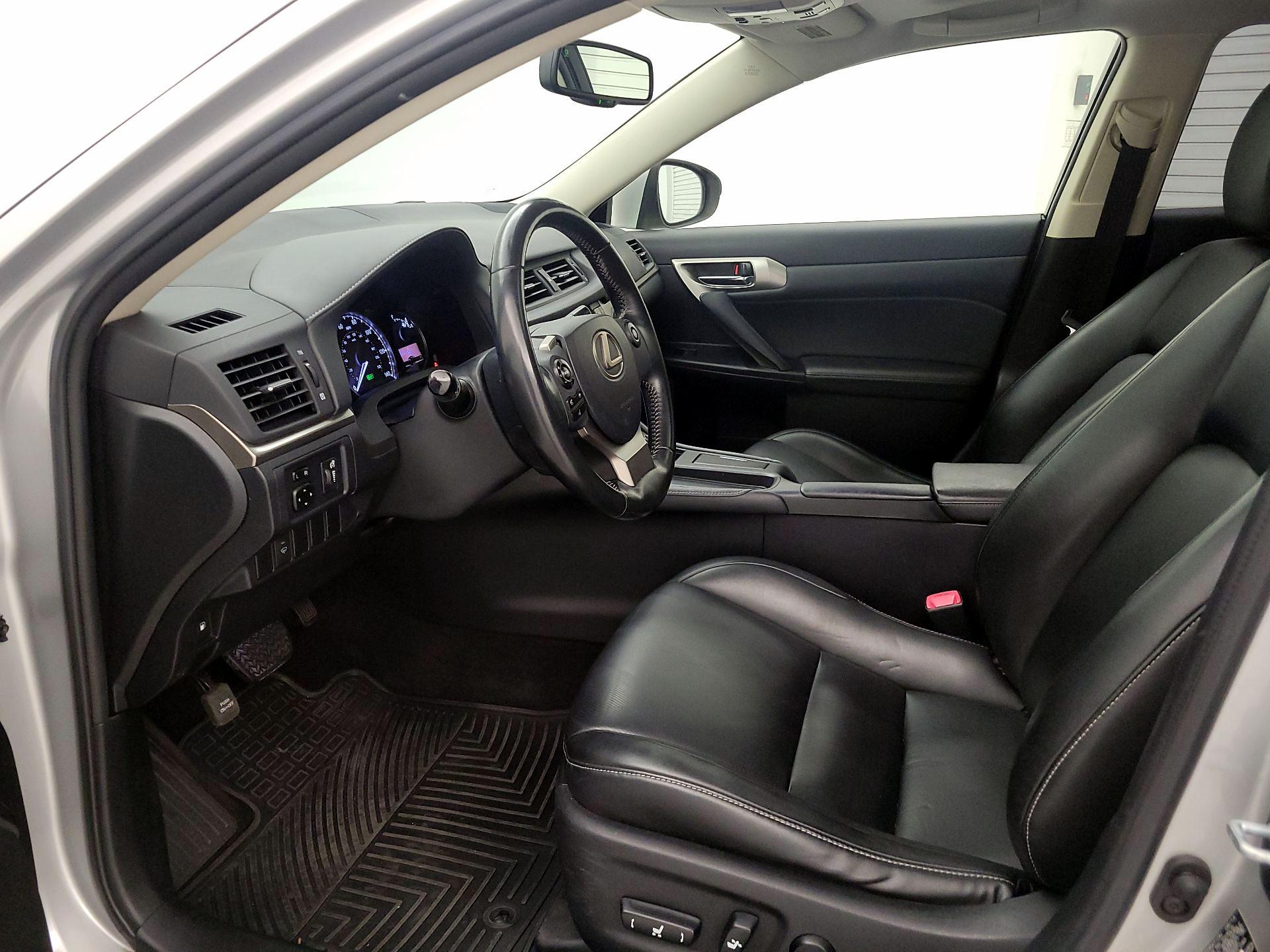 Thumbnail: 2015 Lexus CT - 11