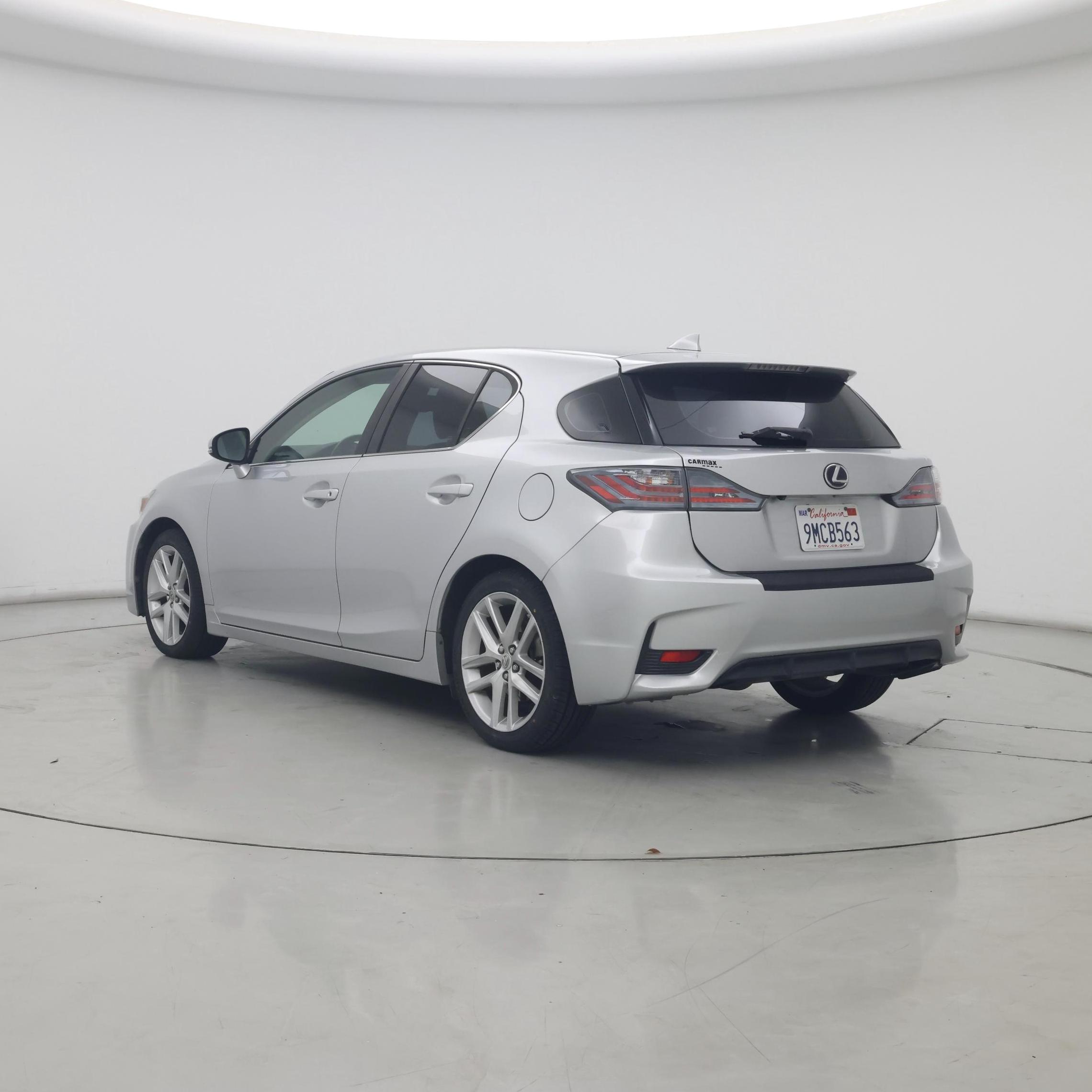 Thumbnail: 2015 Lexus CT - 2