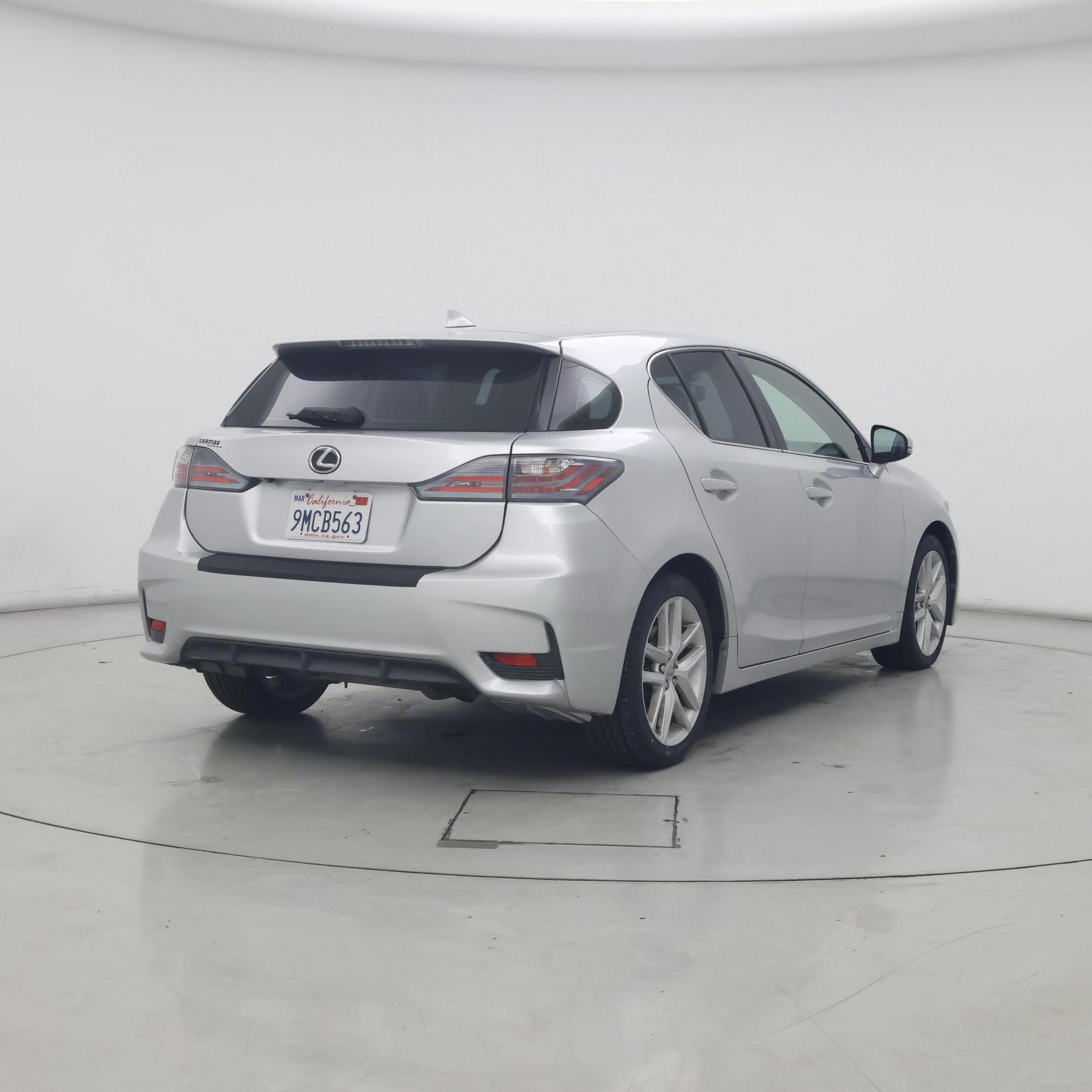 Thumbnail: 2015 Lexus CT - 8