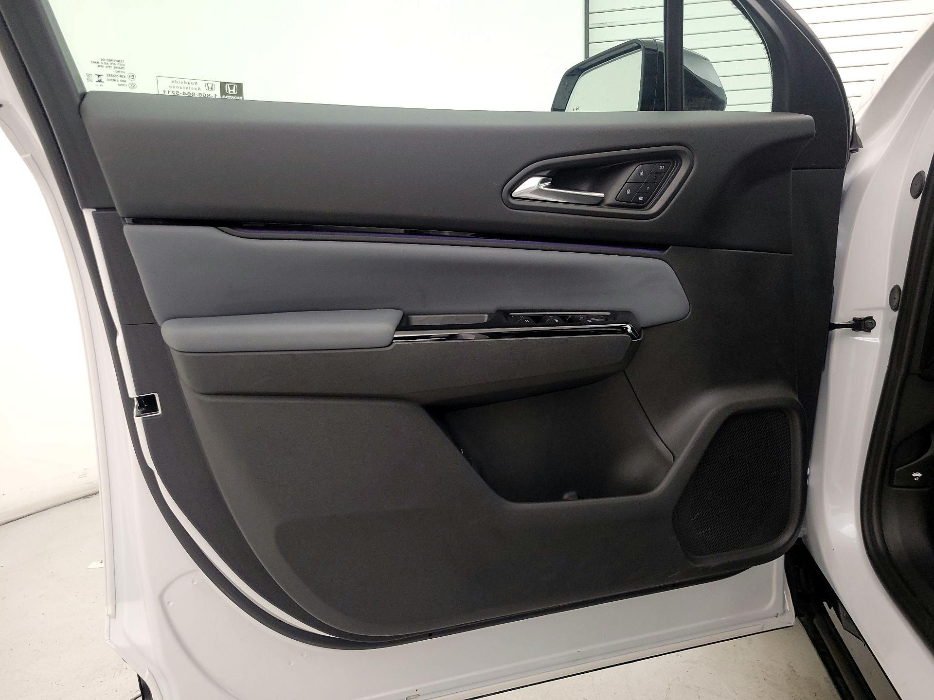 Thumbnail: 2024 Honda Prologue - 12