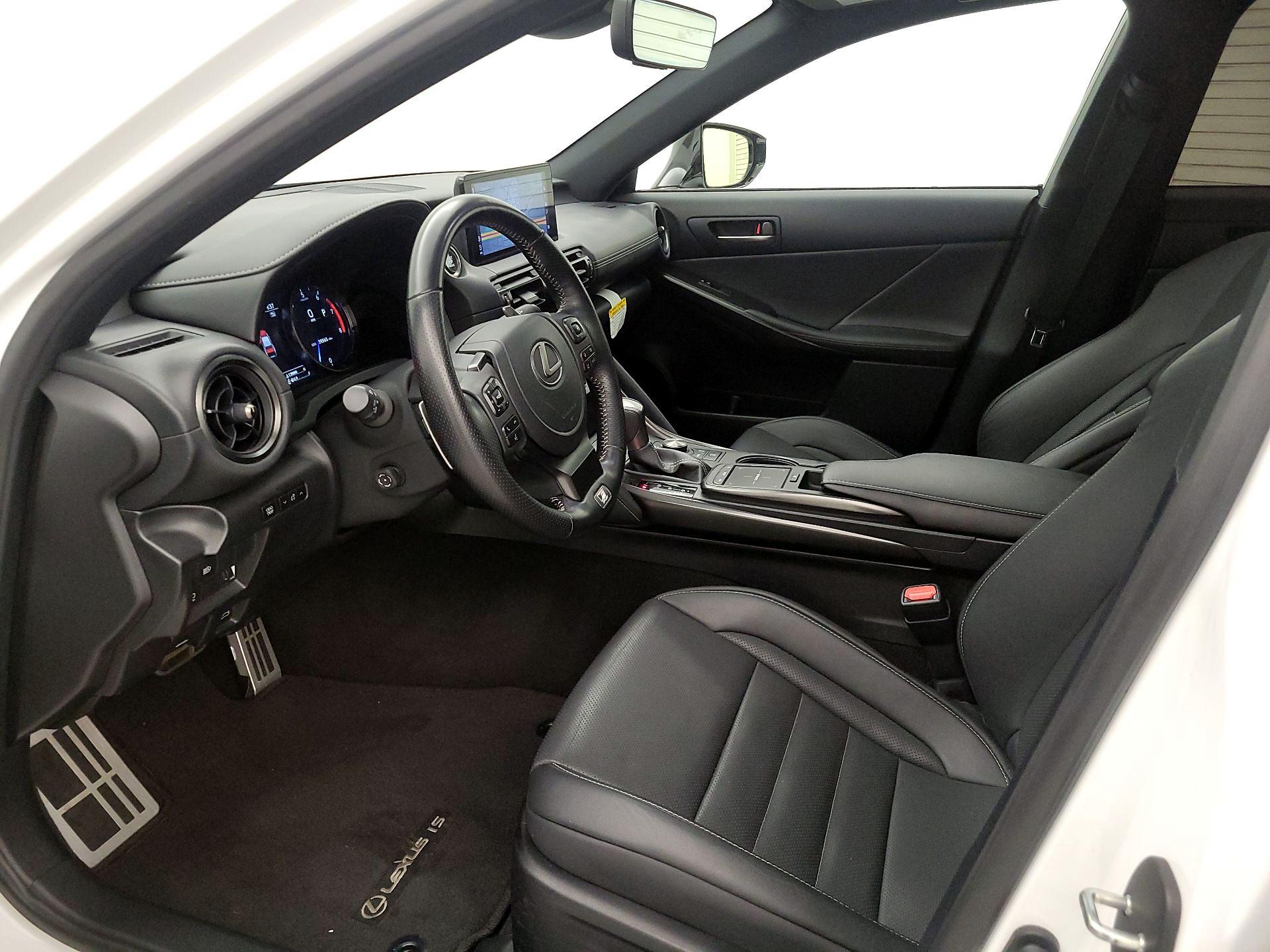 Thumbnail: 2023 Lexus IS - 11