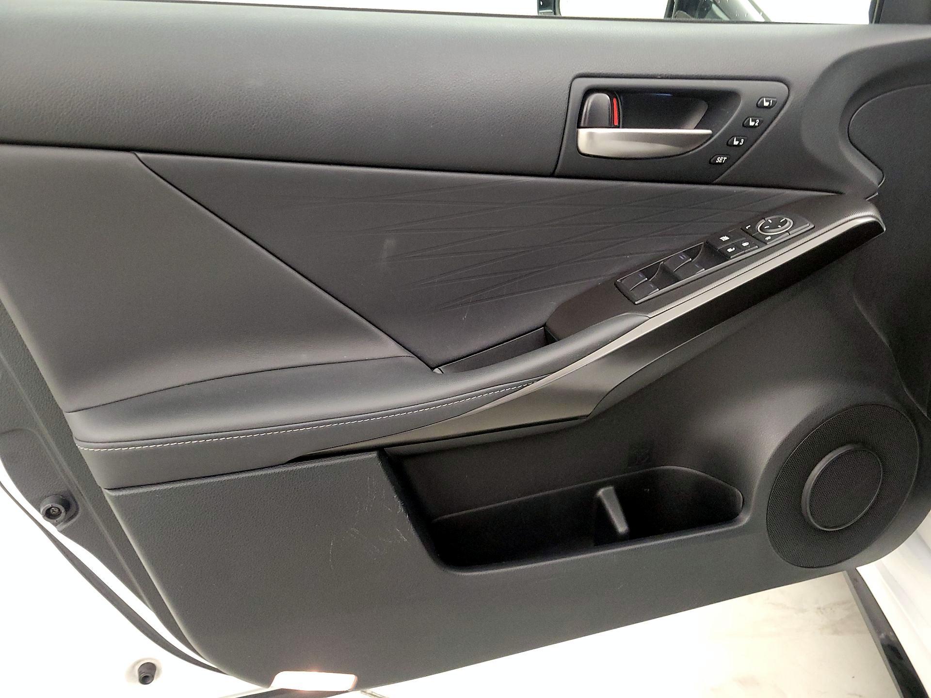 Thumbnail: 2023 Lexus IS - 12