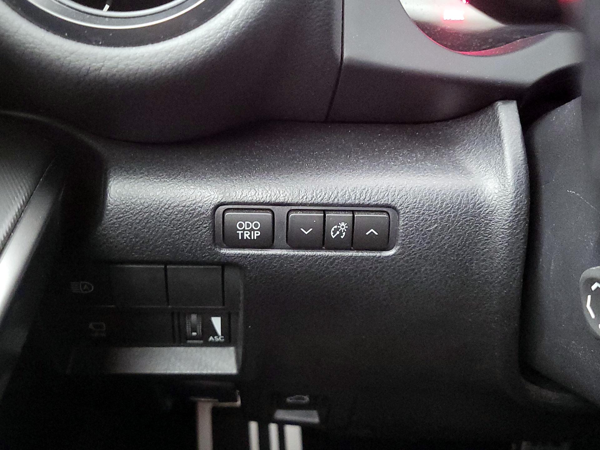 Thumbnail: 2023 Lexus IS - 13