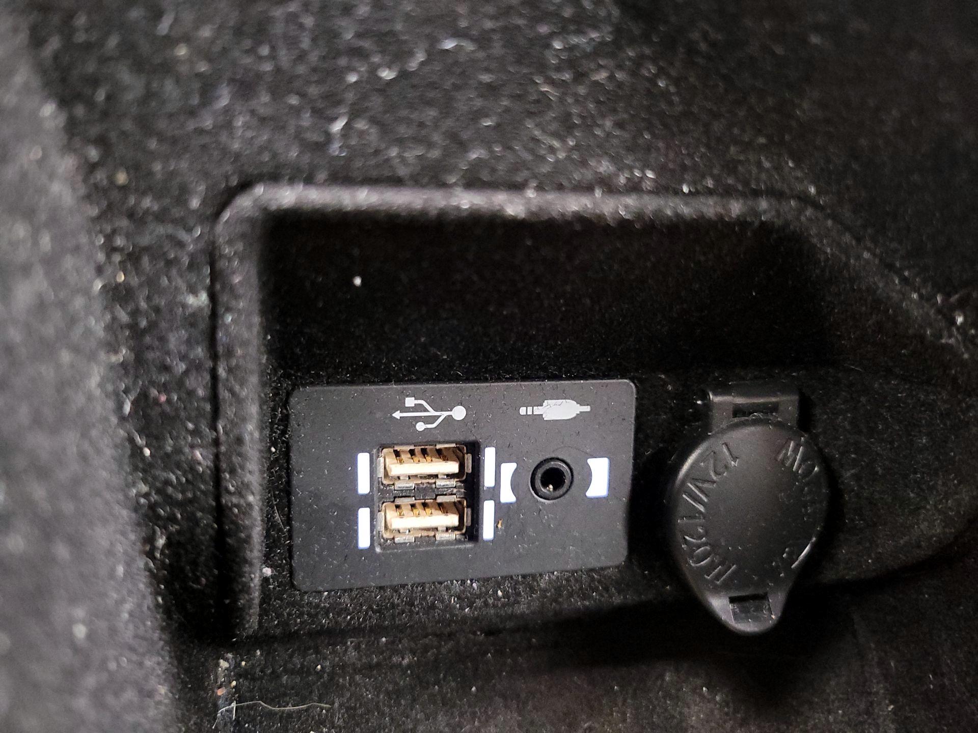 Thumbnail: 2023 Lexus IS - 19